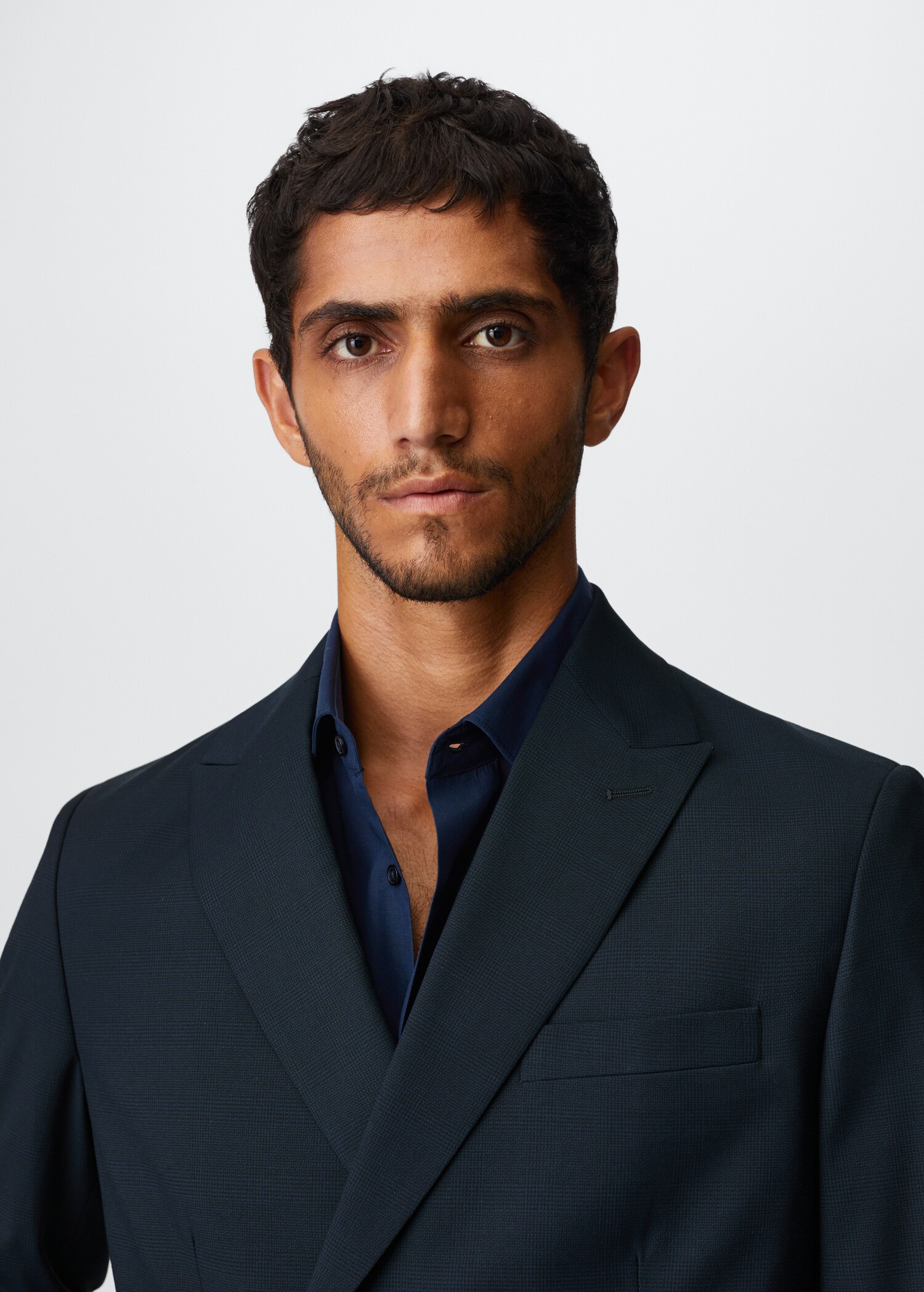 Двубортный костюмный пиджак slim fit - Деталь изделия 4