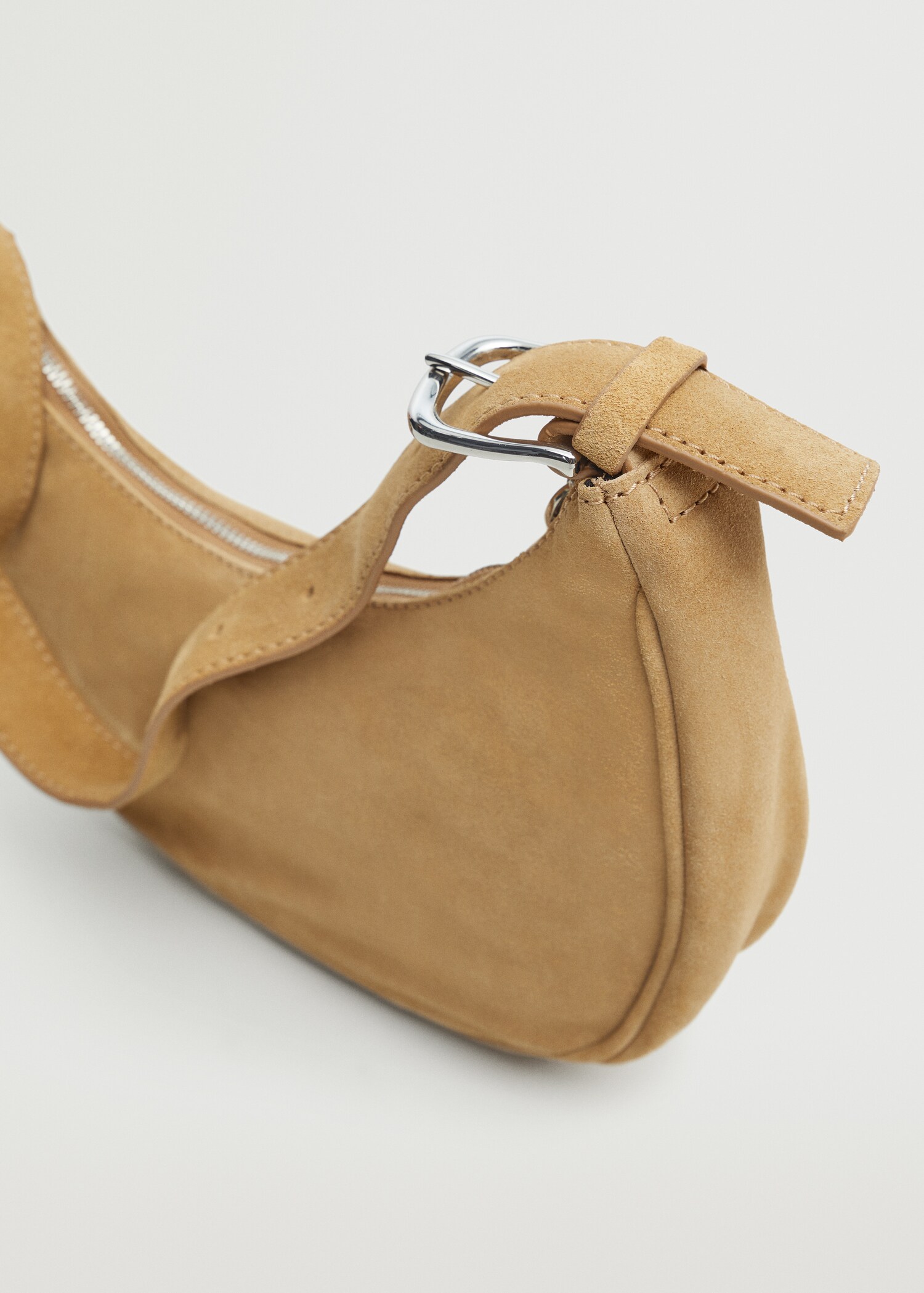 Leather shoulder bag - Details of the article 3