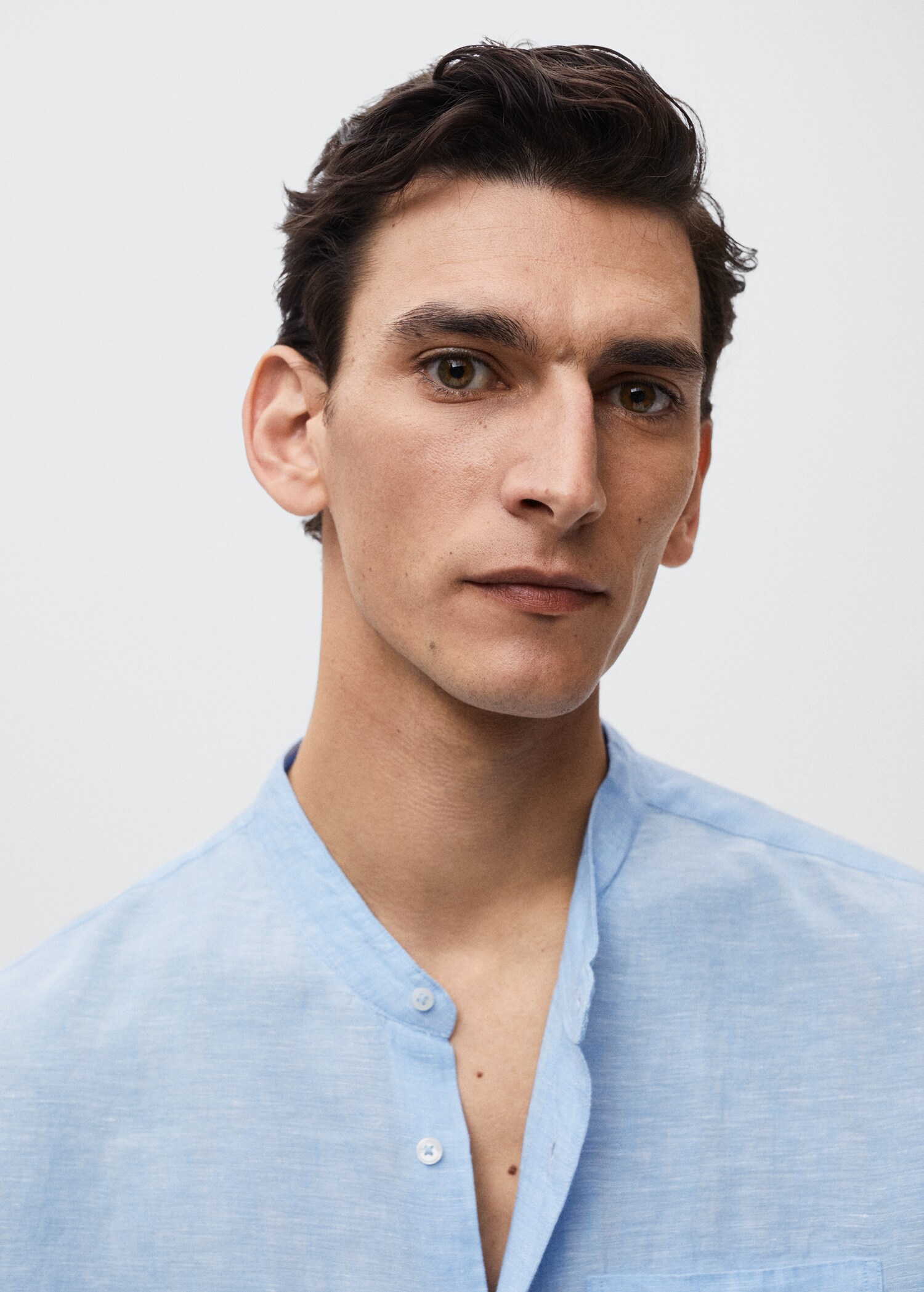 Slim Fit-Leinenhemd mit Stehkragen - Detail des Artikels 1