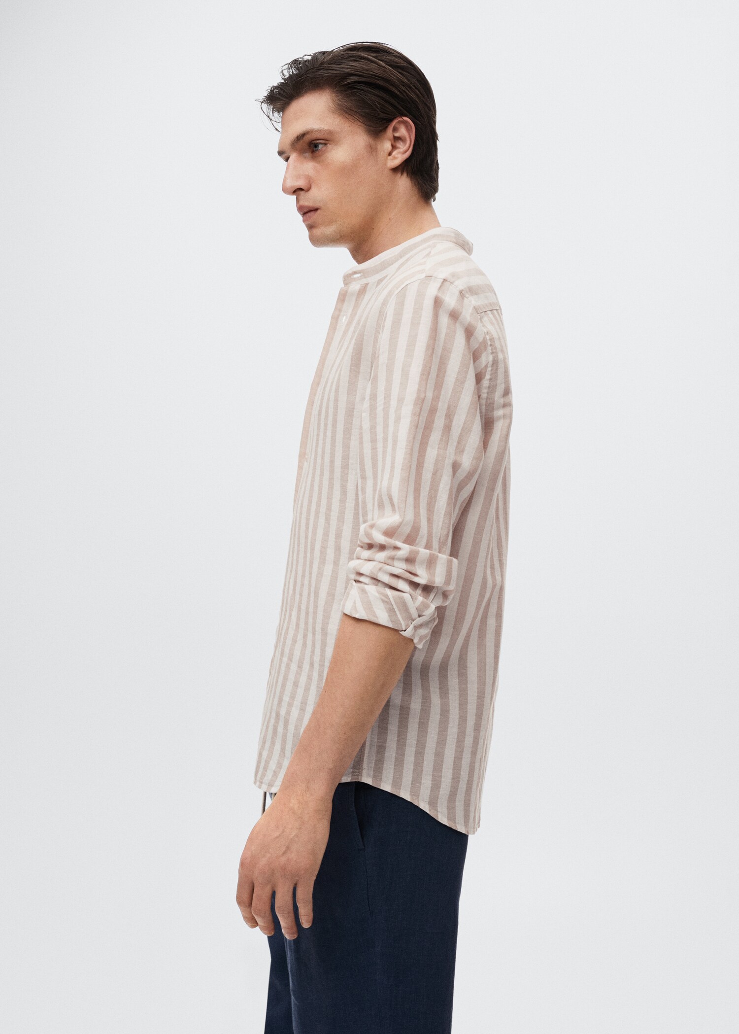 Regular-fit striped linen shirt - Details of the article 2