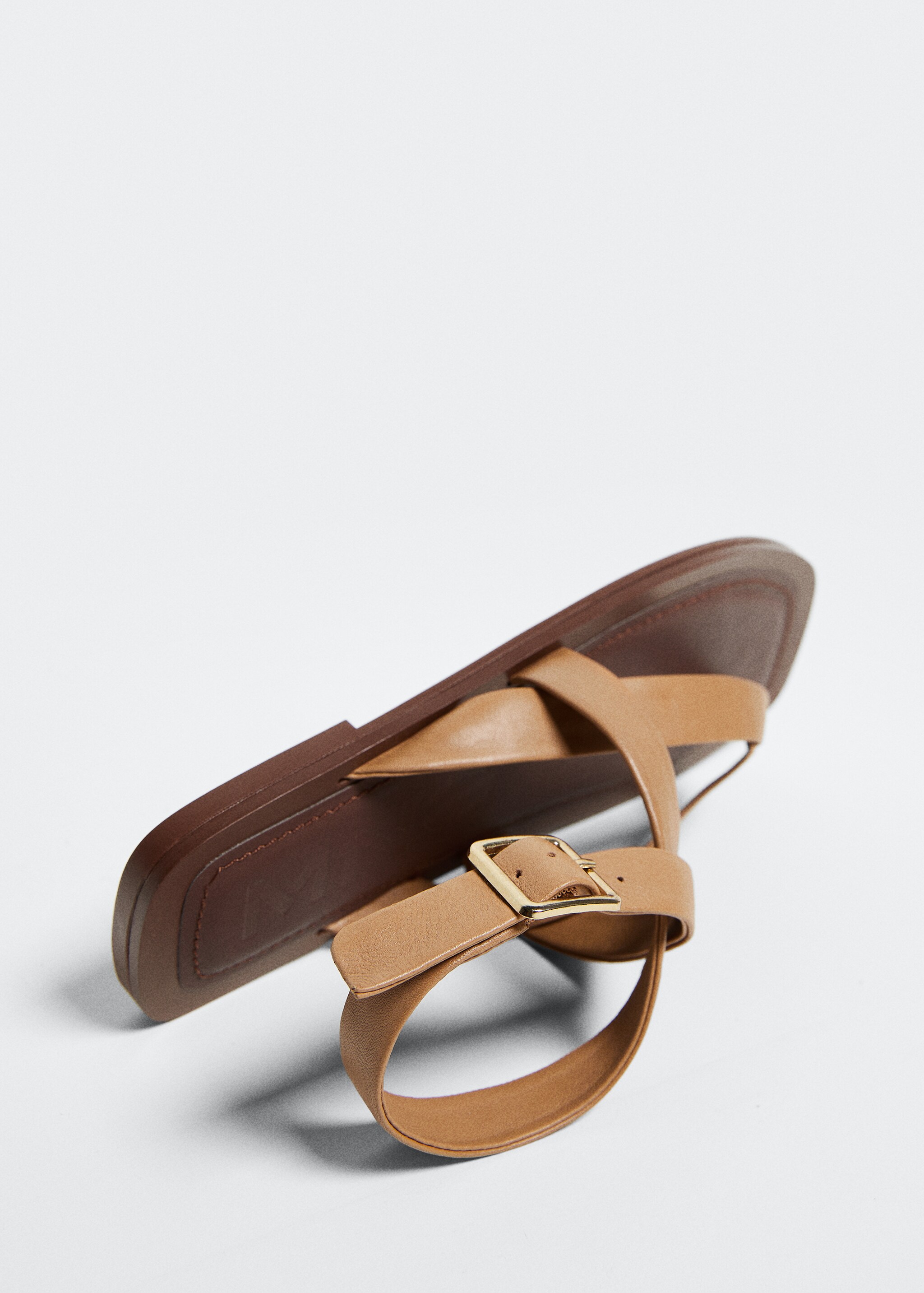 Leather straps sandals - Plan mediu