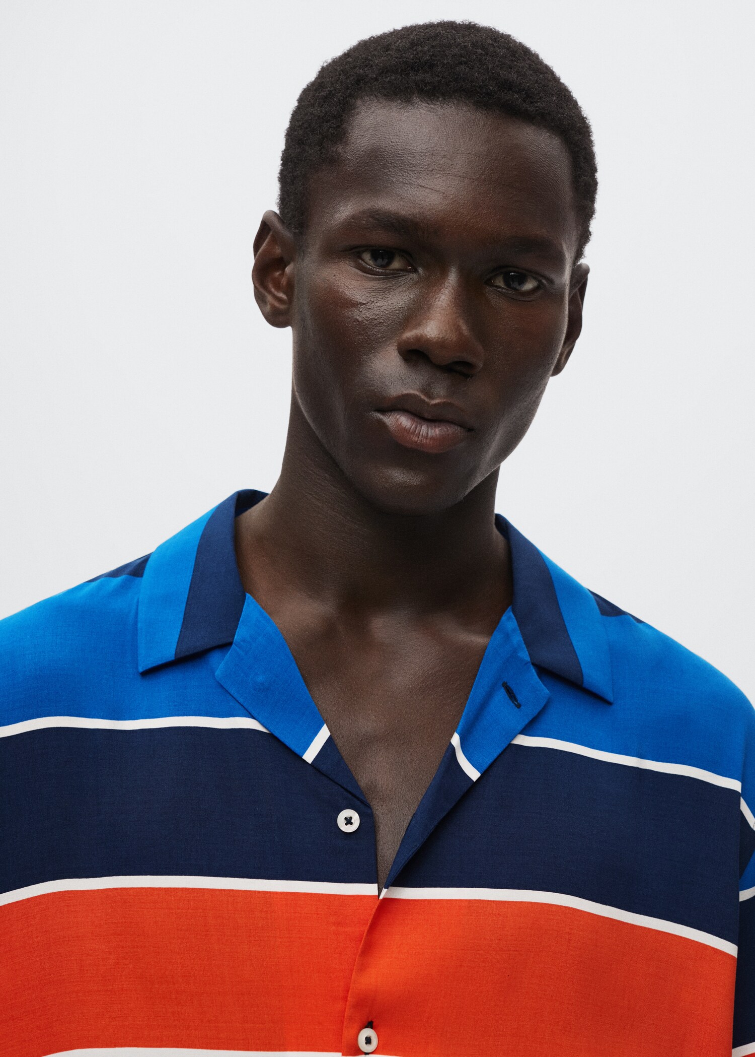 Striped flowy shirt - Details of the article 1