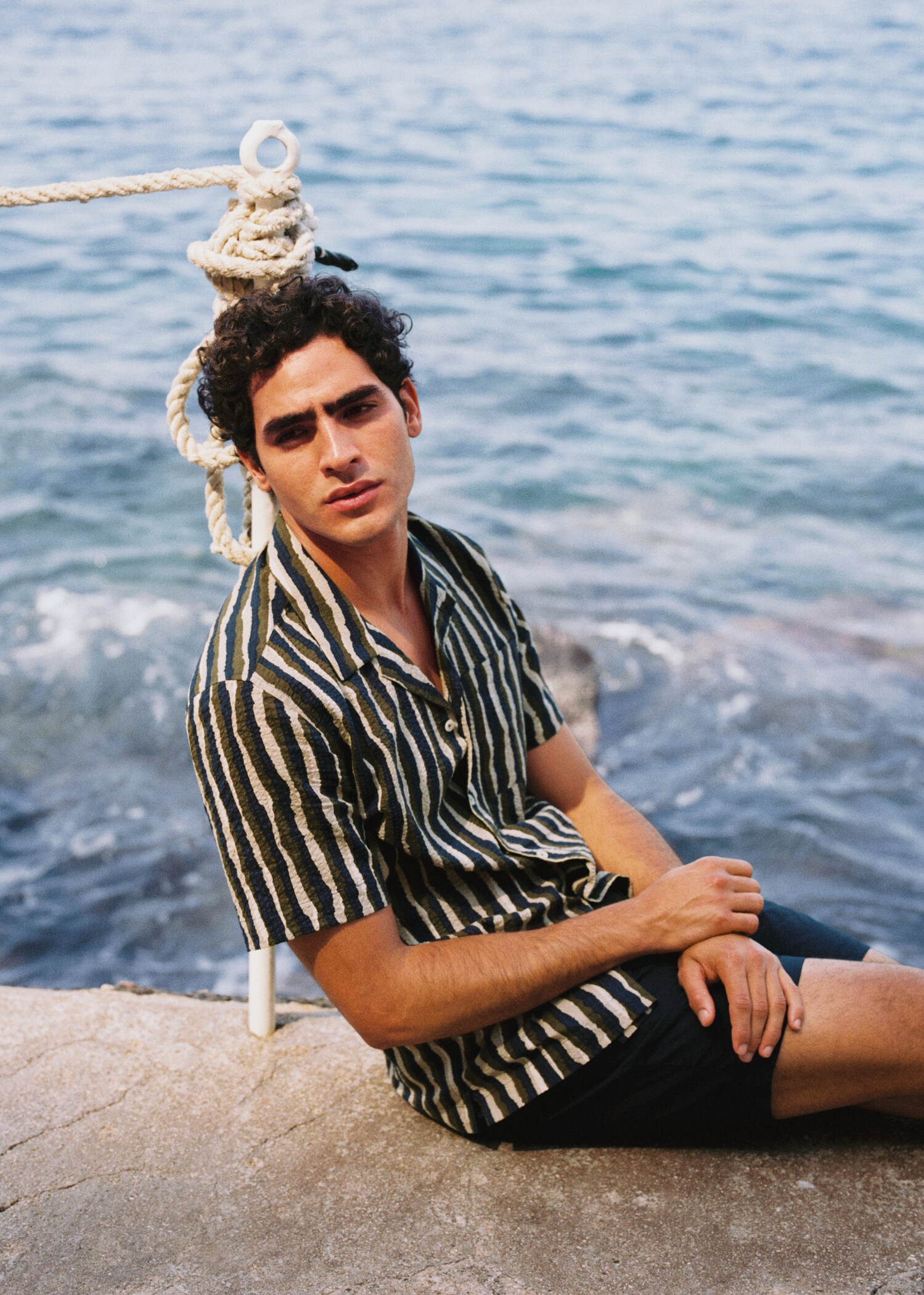 Camisa seersucker estampada - Detalle del artículo 5