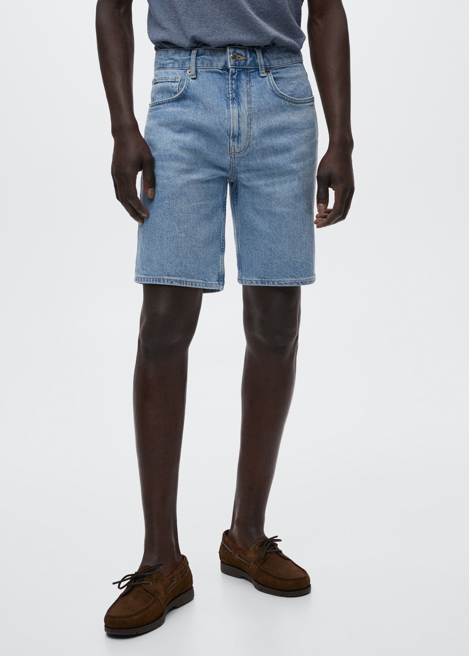 Regular-fit denim bermuda shorts - Medium plane