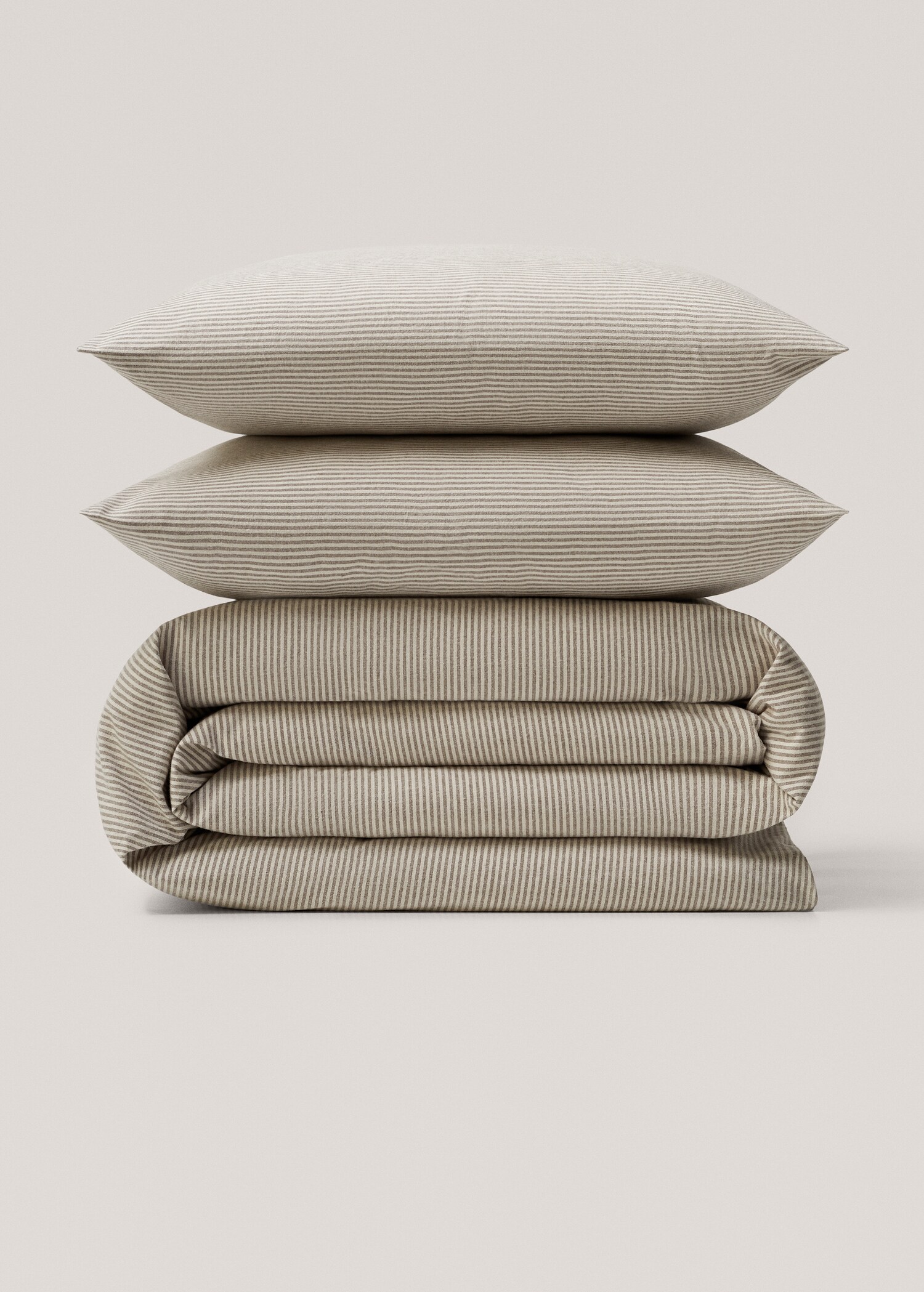 Bettbezug mit Streifenmuster für 180/200 cm Bett - Artikel ohne Model