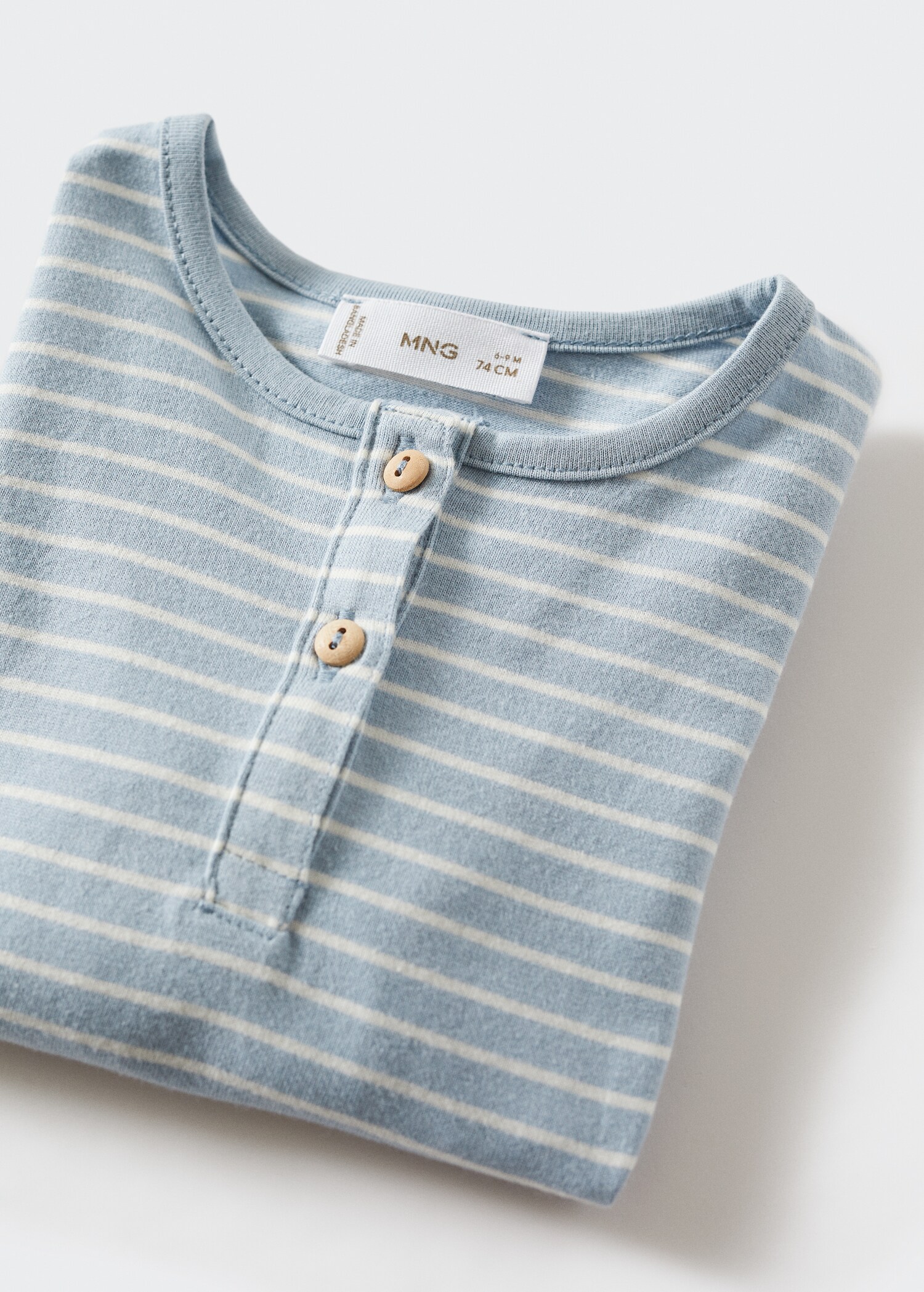 Striped long sleeves t-shirt - Details of the article 9