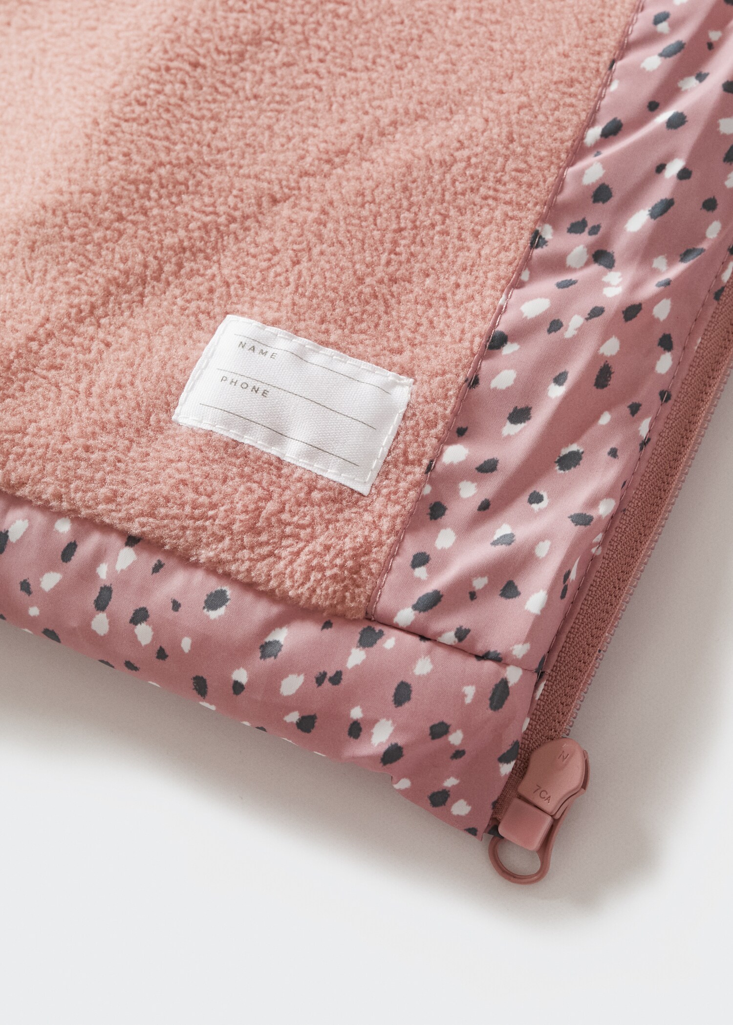 Quilted long coat - Details of the article 8