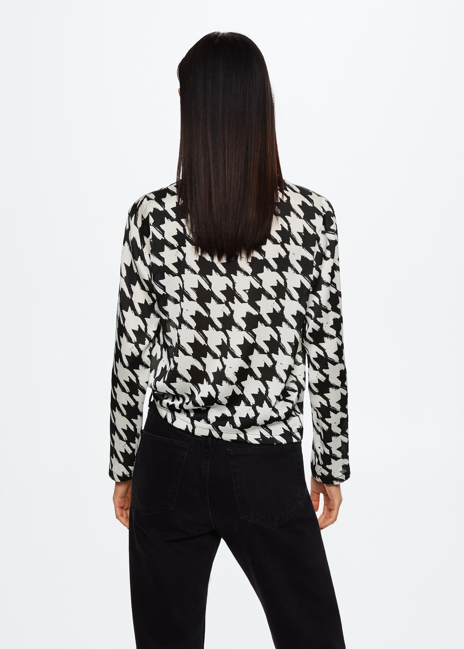 Houndstooth blouse - Reverse of the article