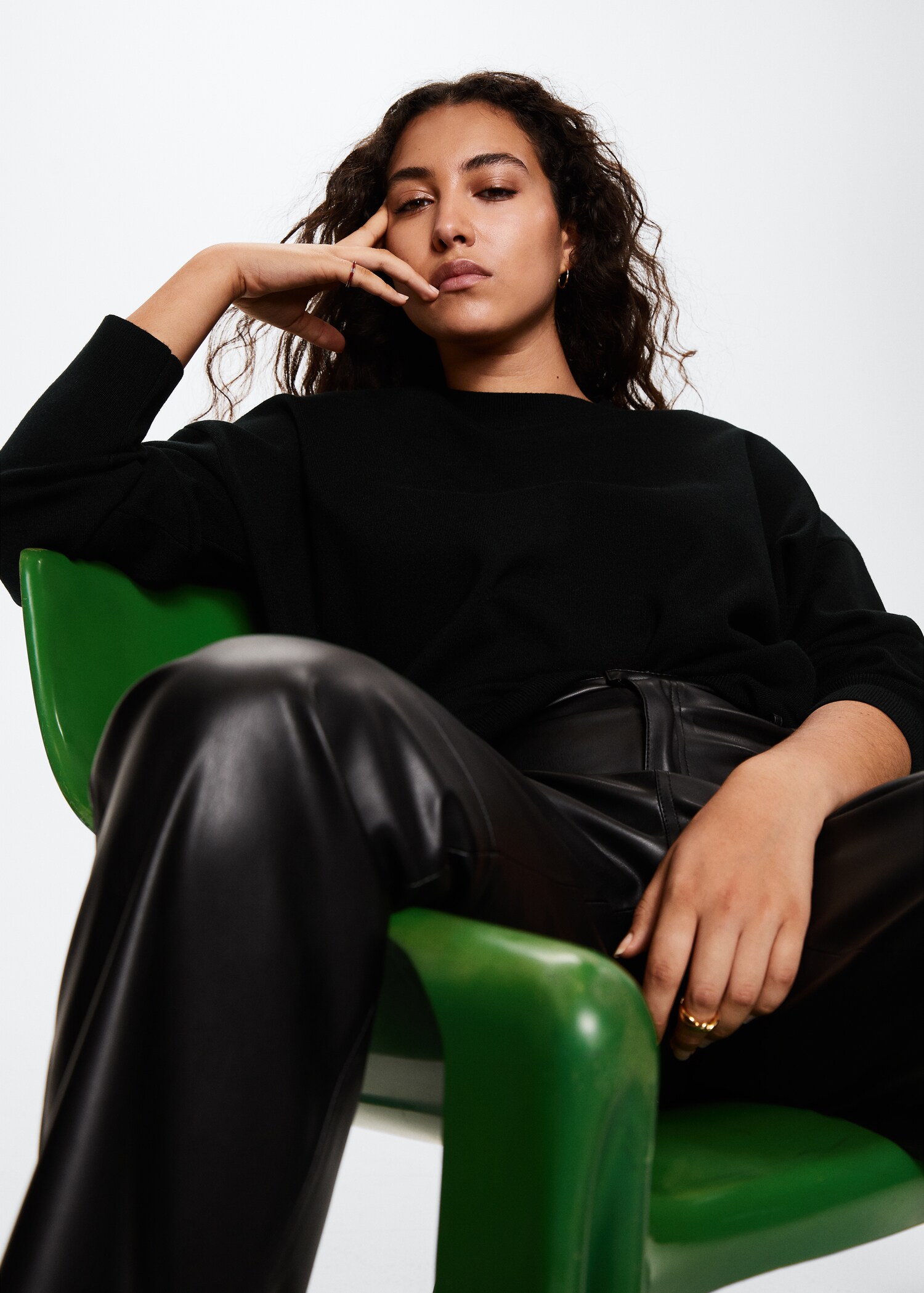 Oversize knit sweater - Details of the article 4