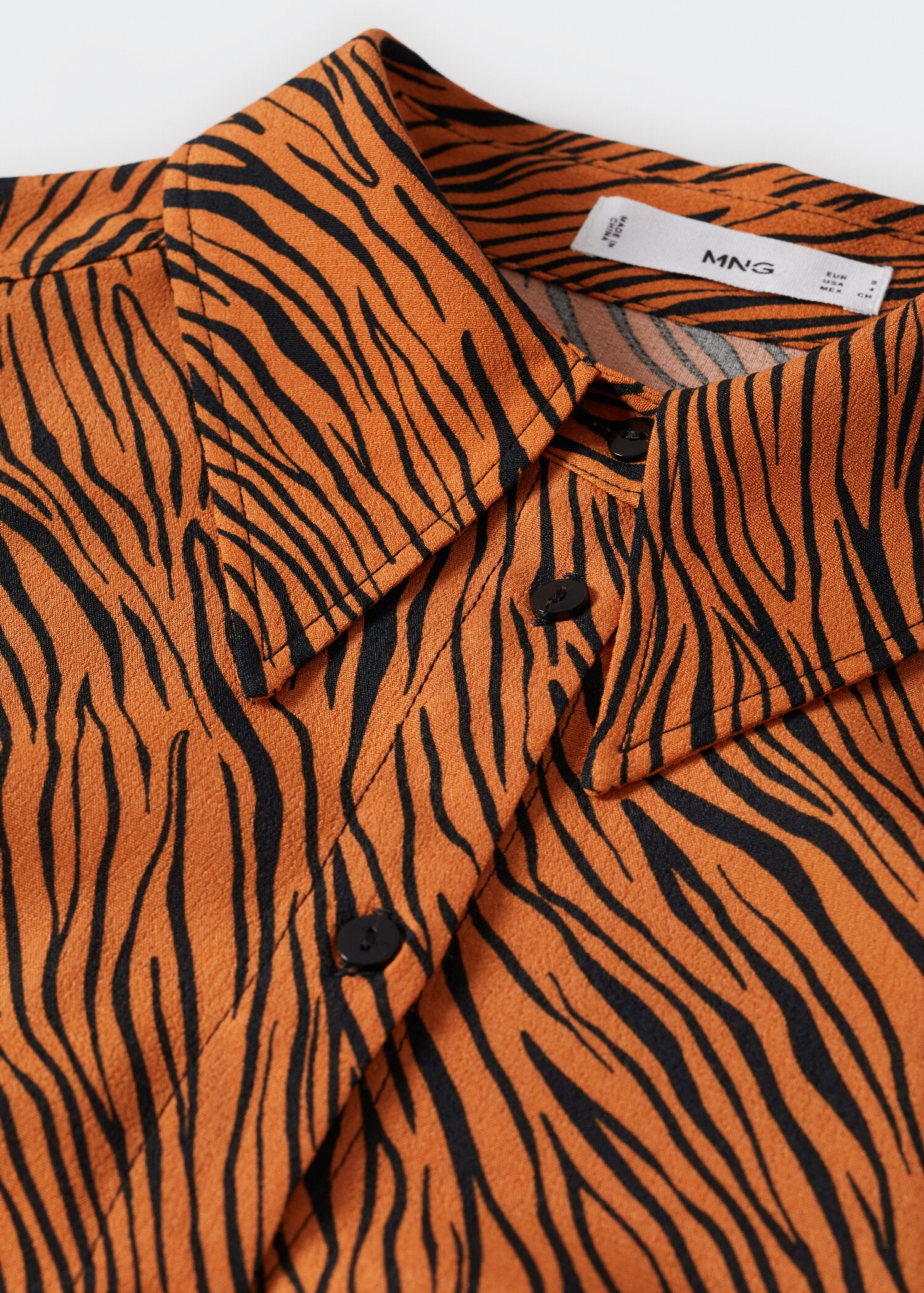 Camisa animal print - Detalle del artículo 8