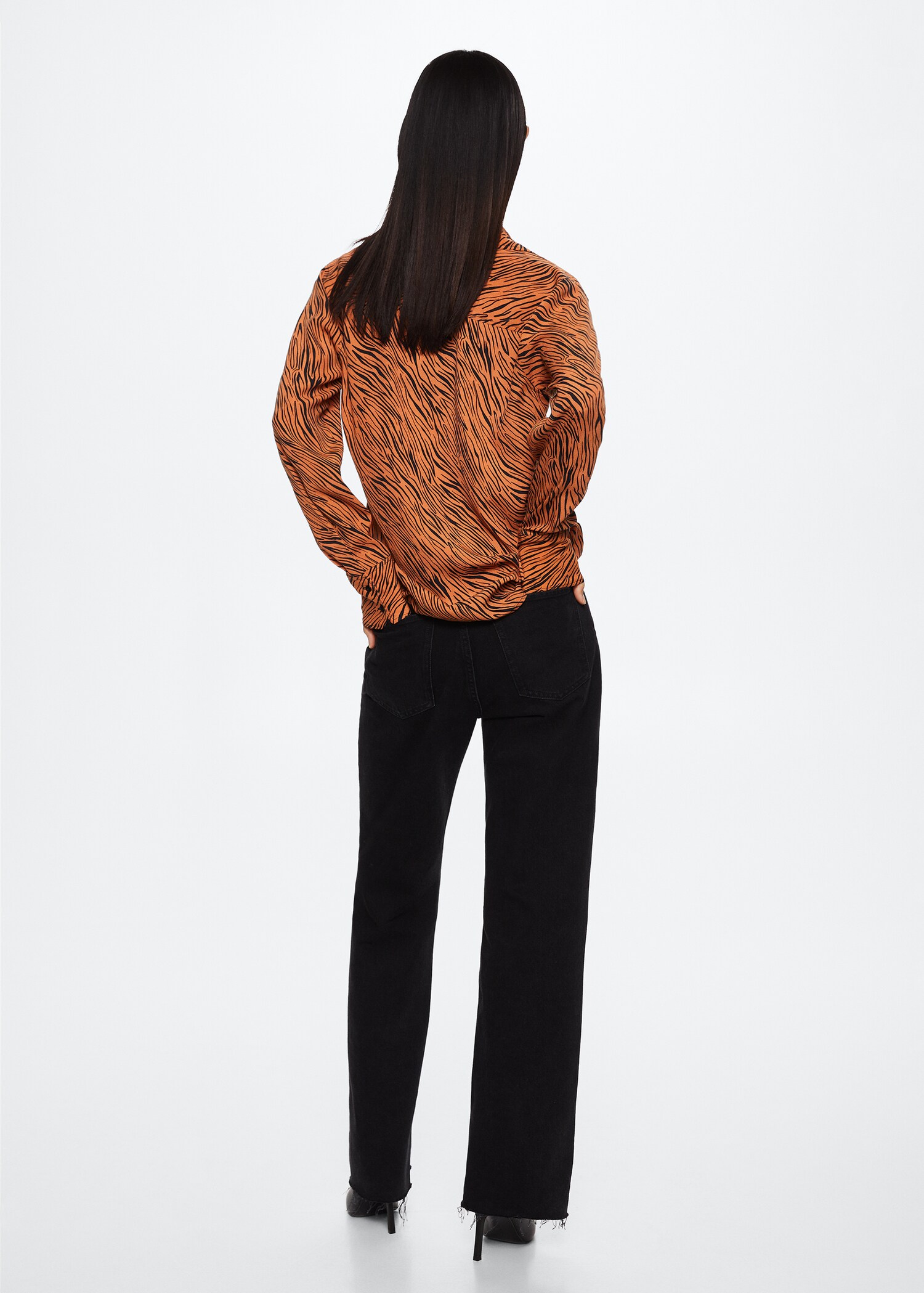 Camisa animal print - Reverso del artículo