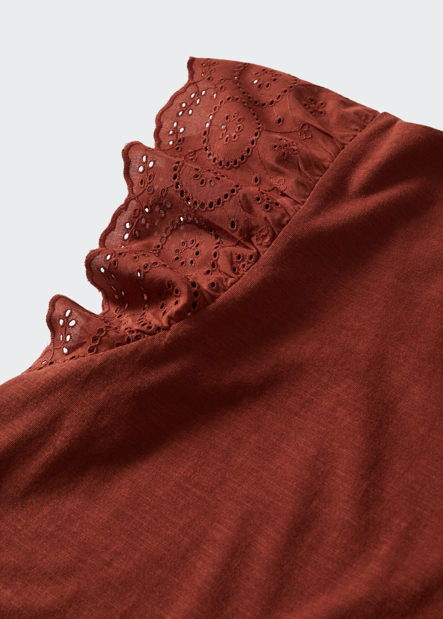 Cotton t-shirt with openwork detail - Details of the article 8