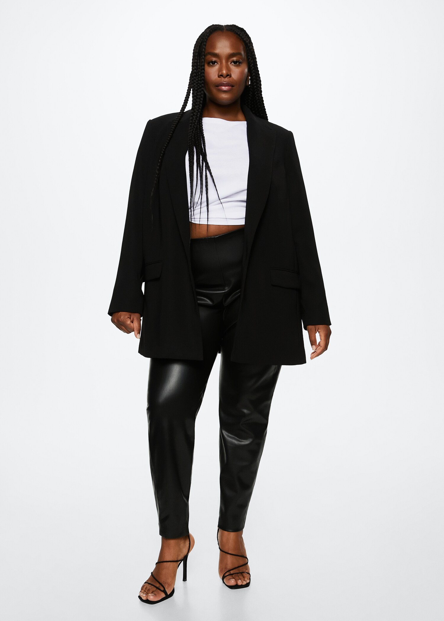 Leather-effect leggings with split hems - Details of the article 3
