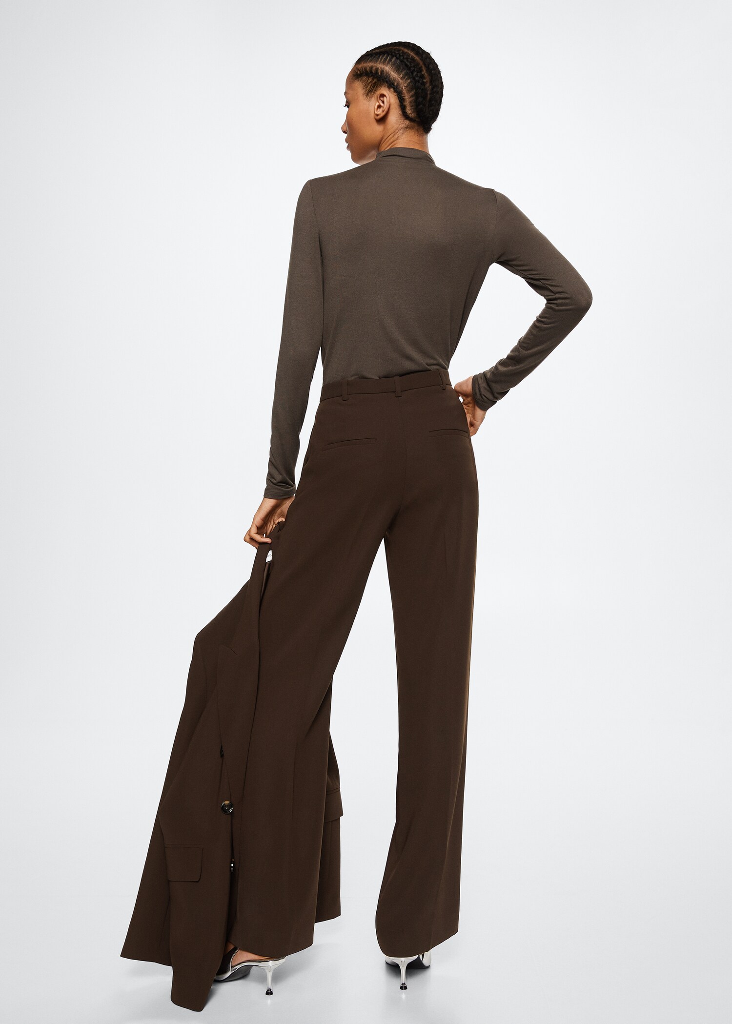 Straight suit trousers - Reverse of the article