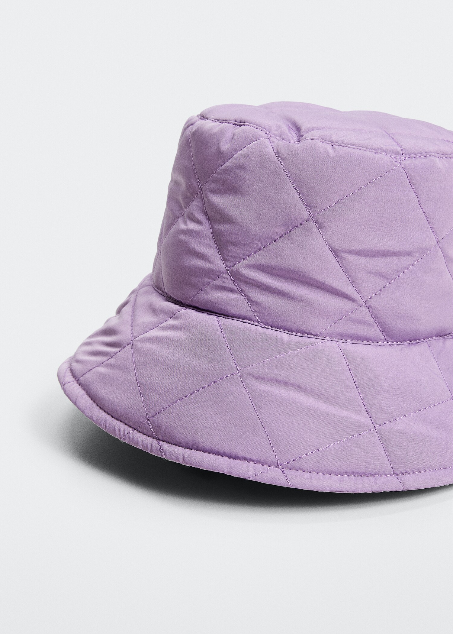 Quilted bucket hat - Medium plane