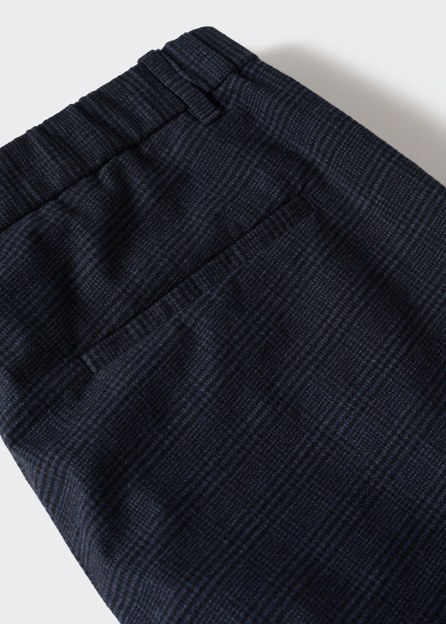 Calças slim fit de algodão aos quadrados - Pormenor do artigo 8