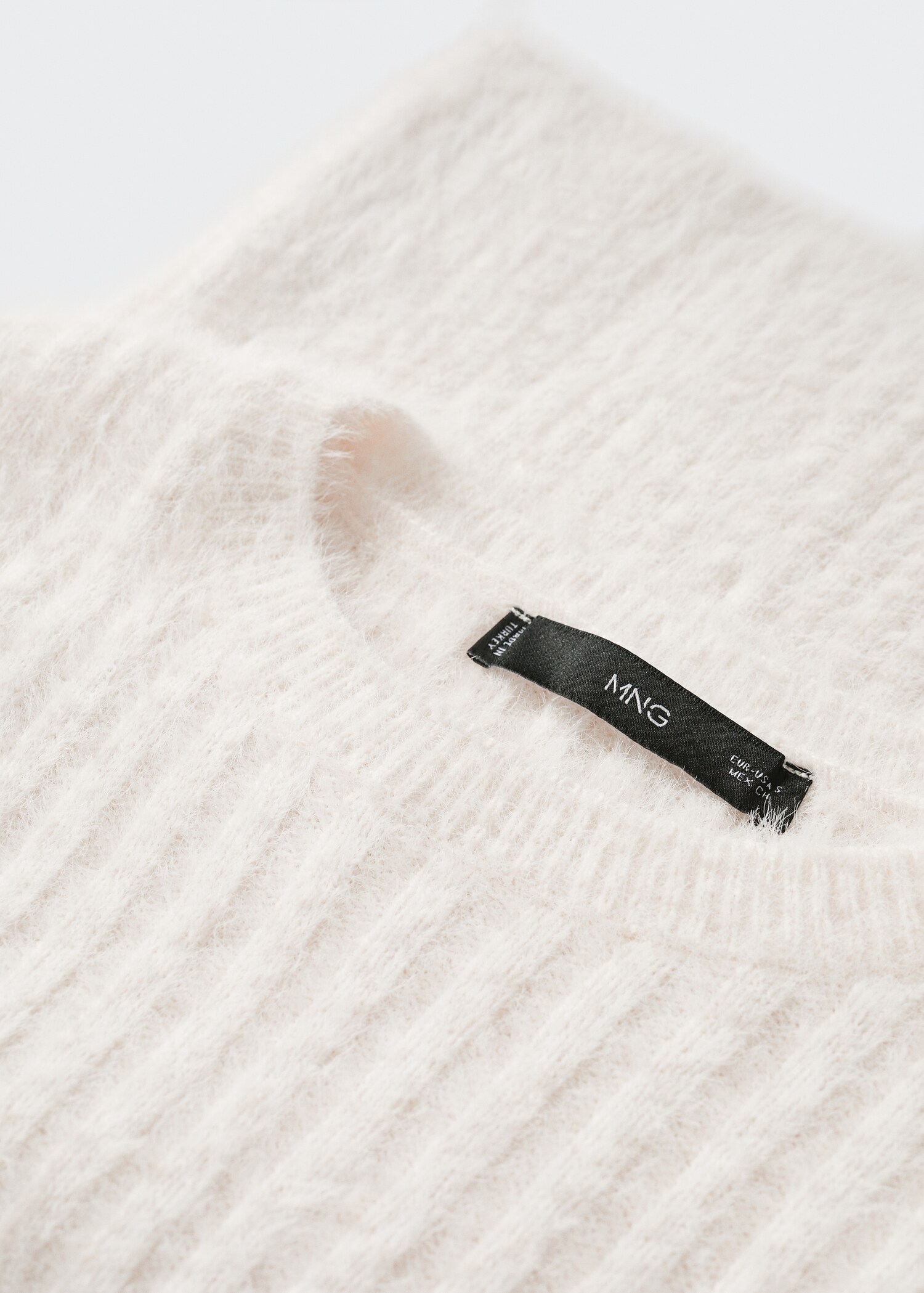 Soft touch sweater - Details of the article 8