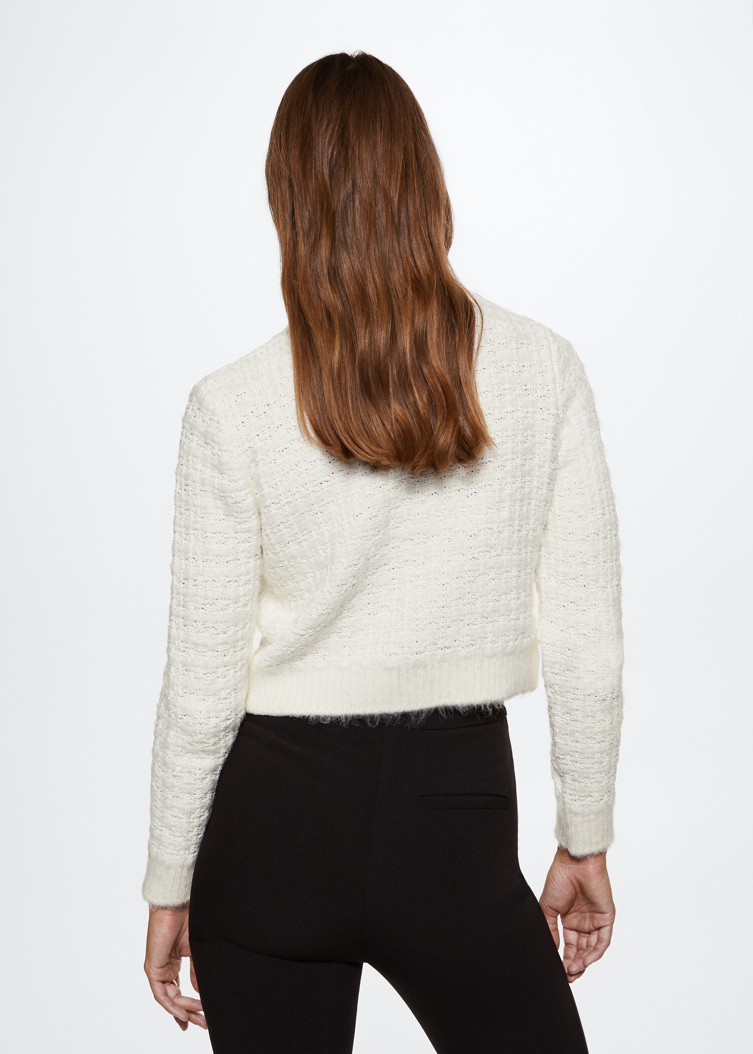 Strickjacke mit Schmuckknöpfen - Rückseite des Artikels