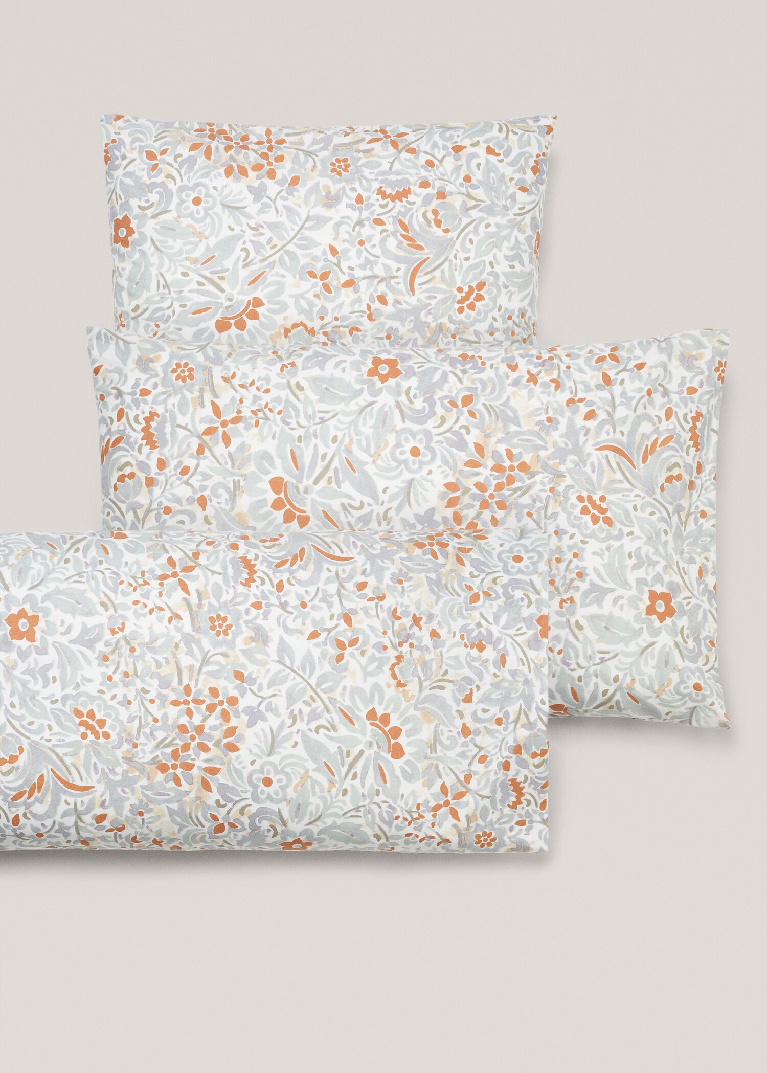 Floral embroidered cushion case 60x60cm (Pack of 2) - Details of the article 4