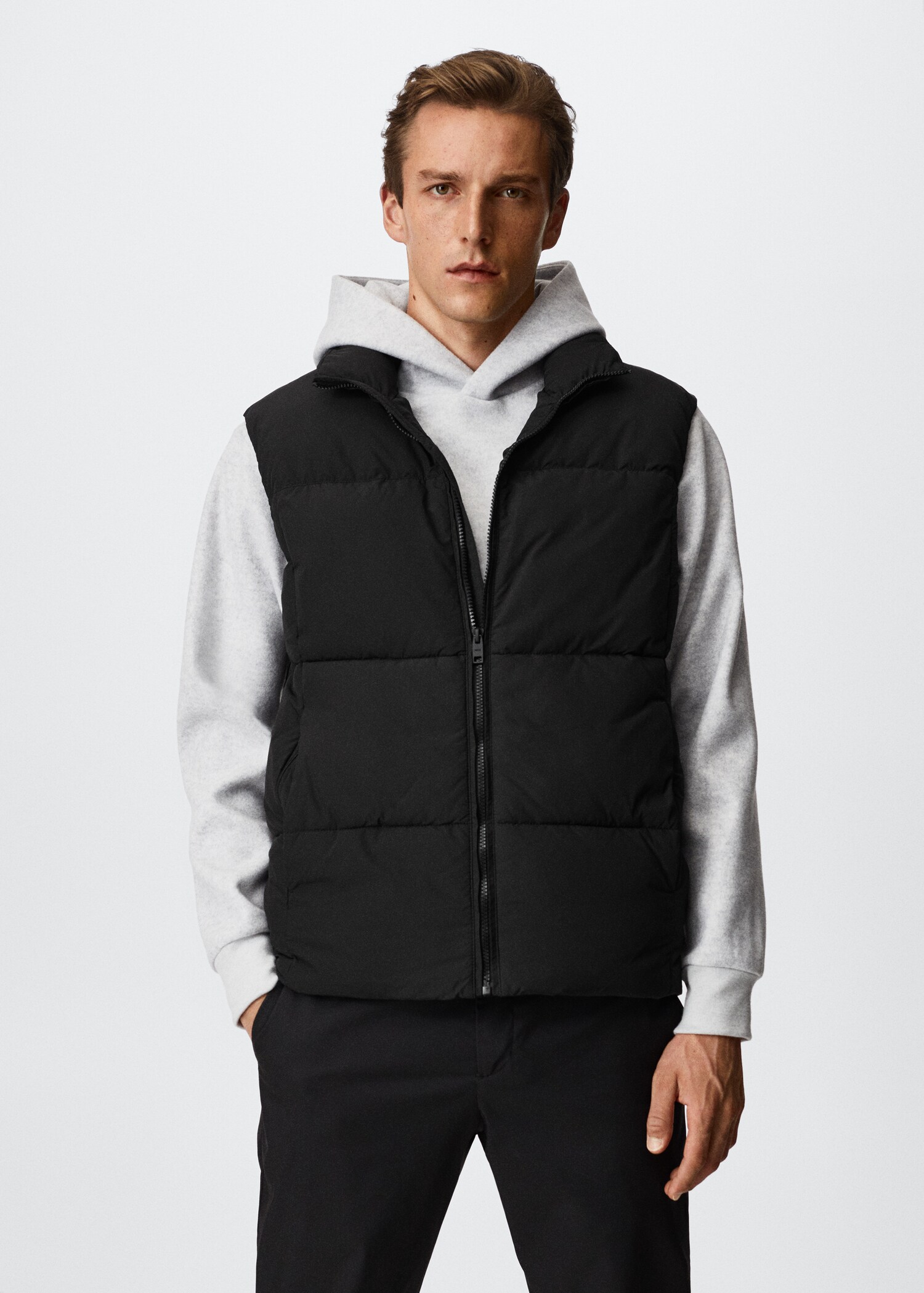 Water-repellent quilted vest - Medium plane