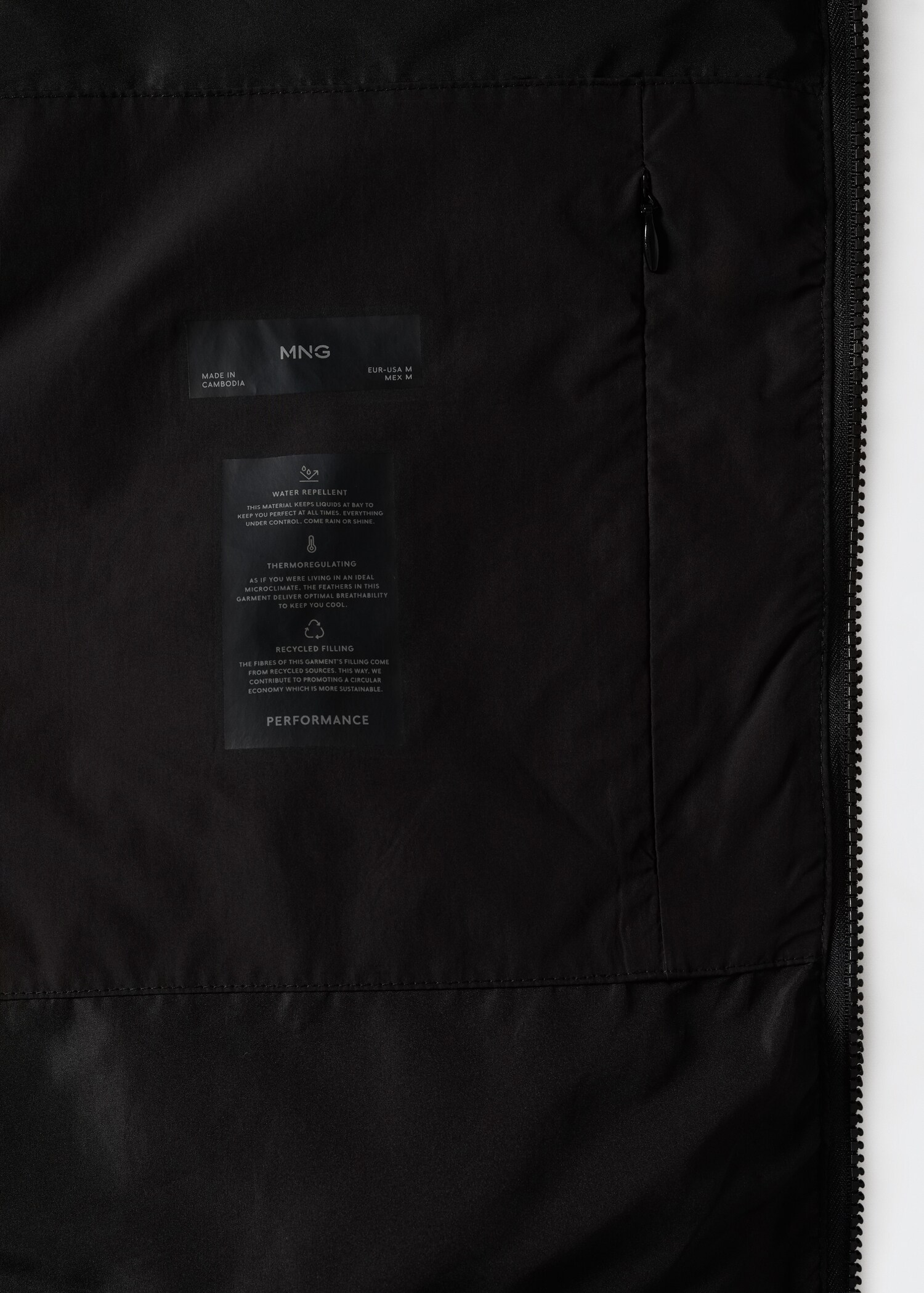 Water-repellent quilted vest - Details of the article 8