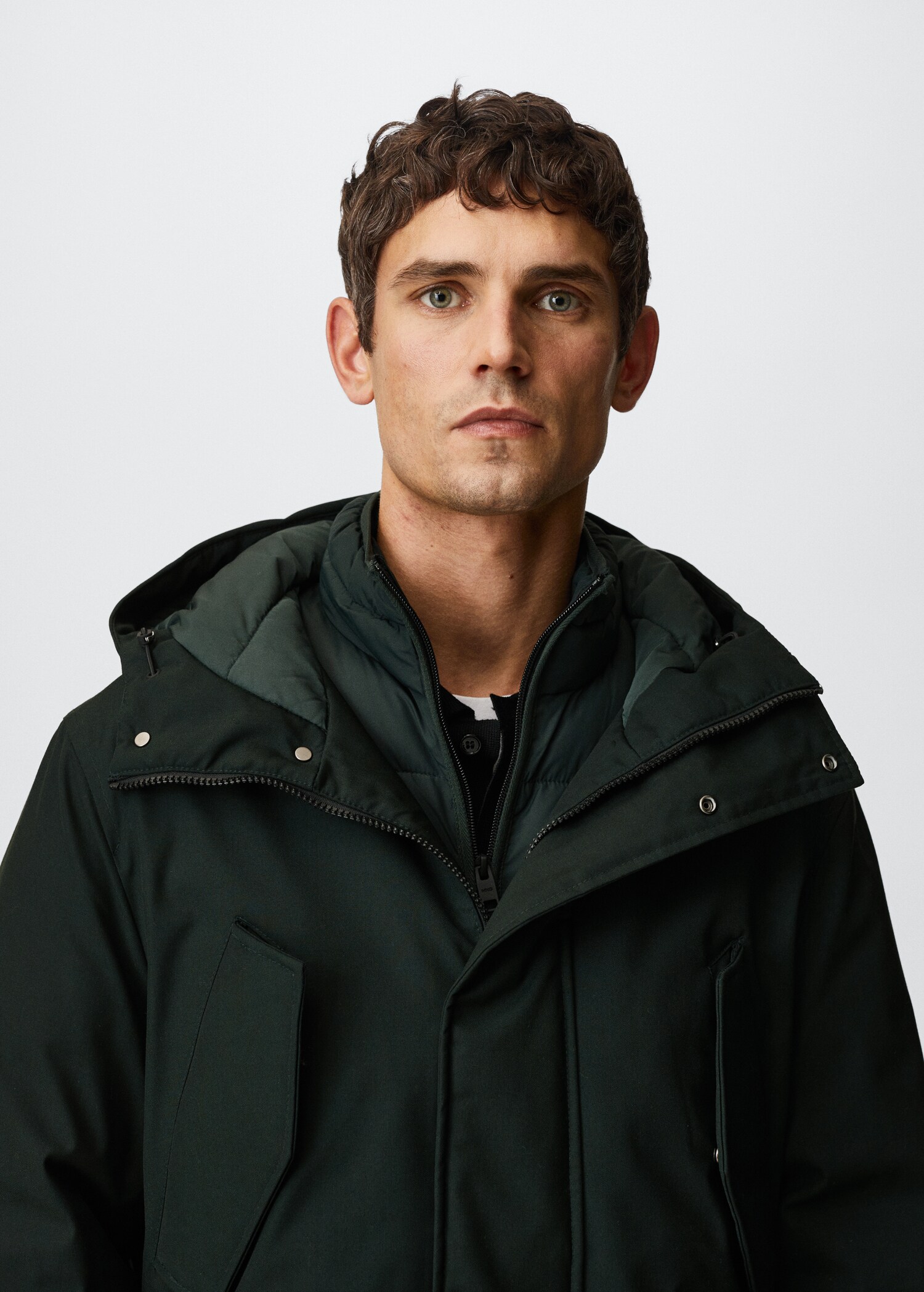 Water-repellent quilted coat - Details of the article 1