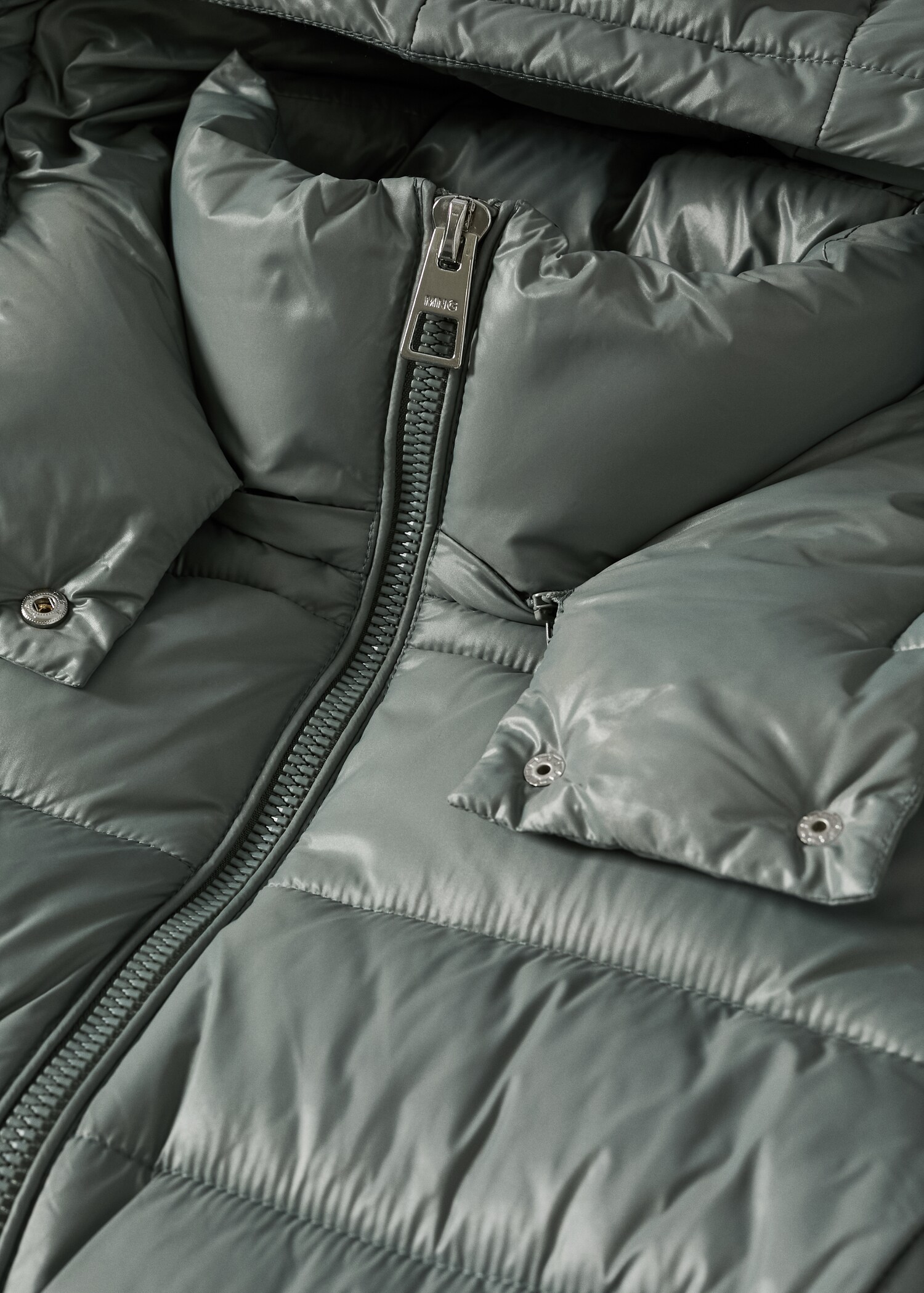 Hood quilted coat - Details of the article 8