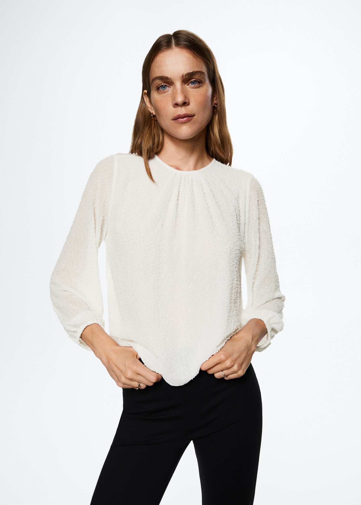 Blouse col perlé - Plan moyen