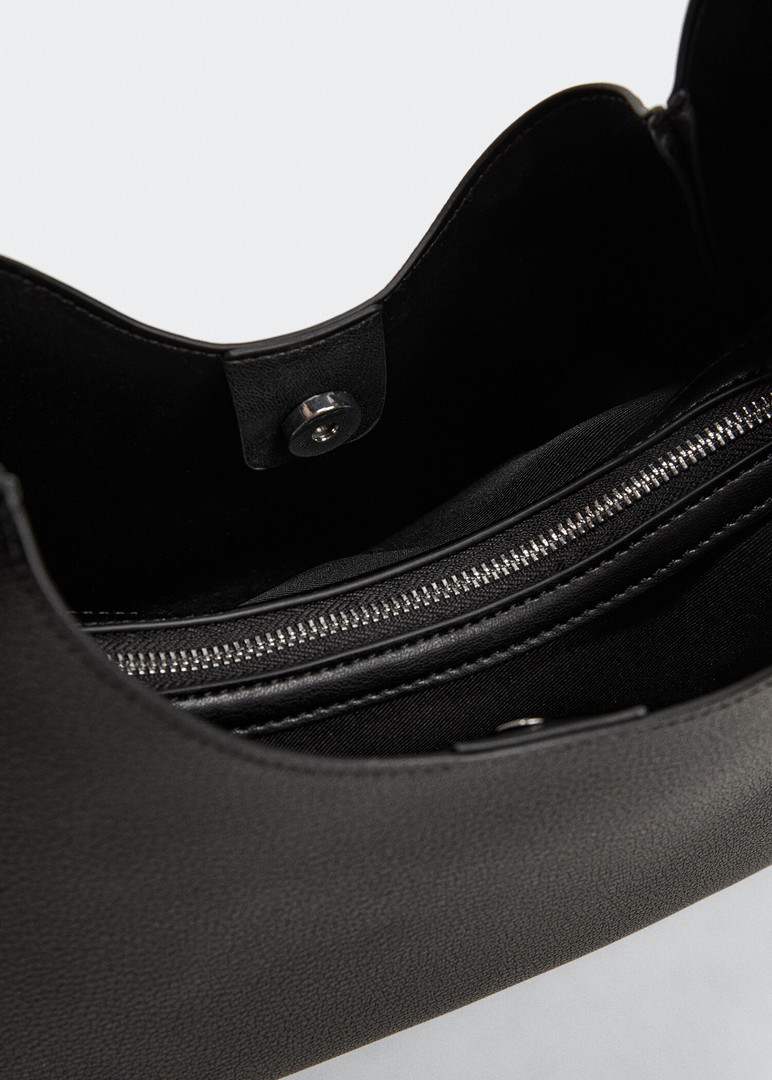Faux-leather bag - Details of the article 1