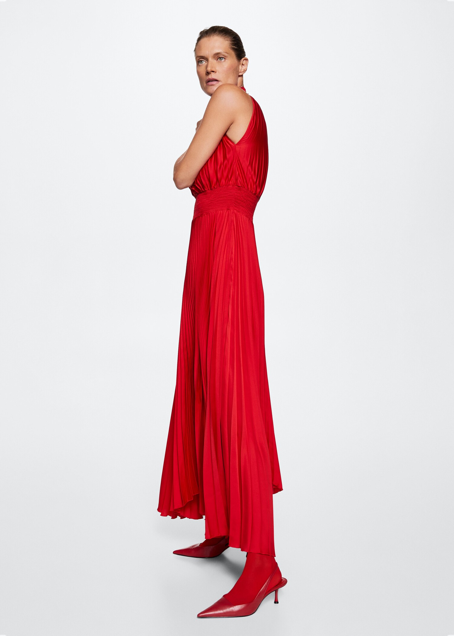 Pleated halter neck dress - Details of the article 6