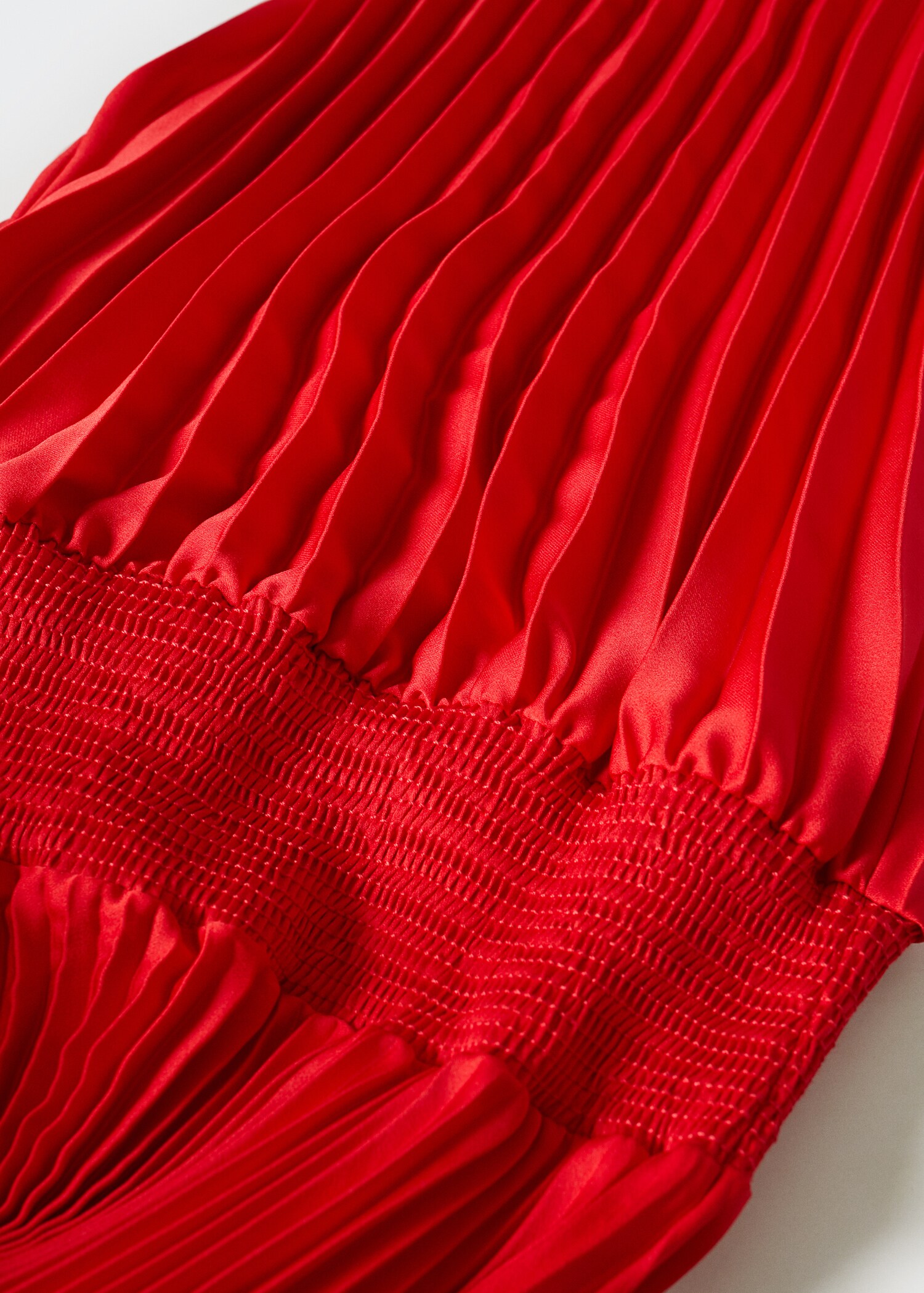 Pleated halter neck dress - Details of the article 8