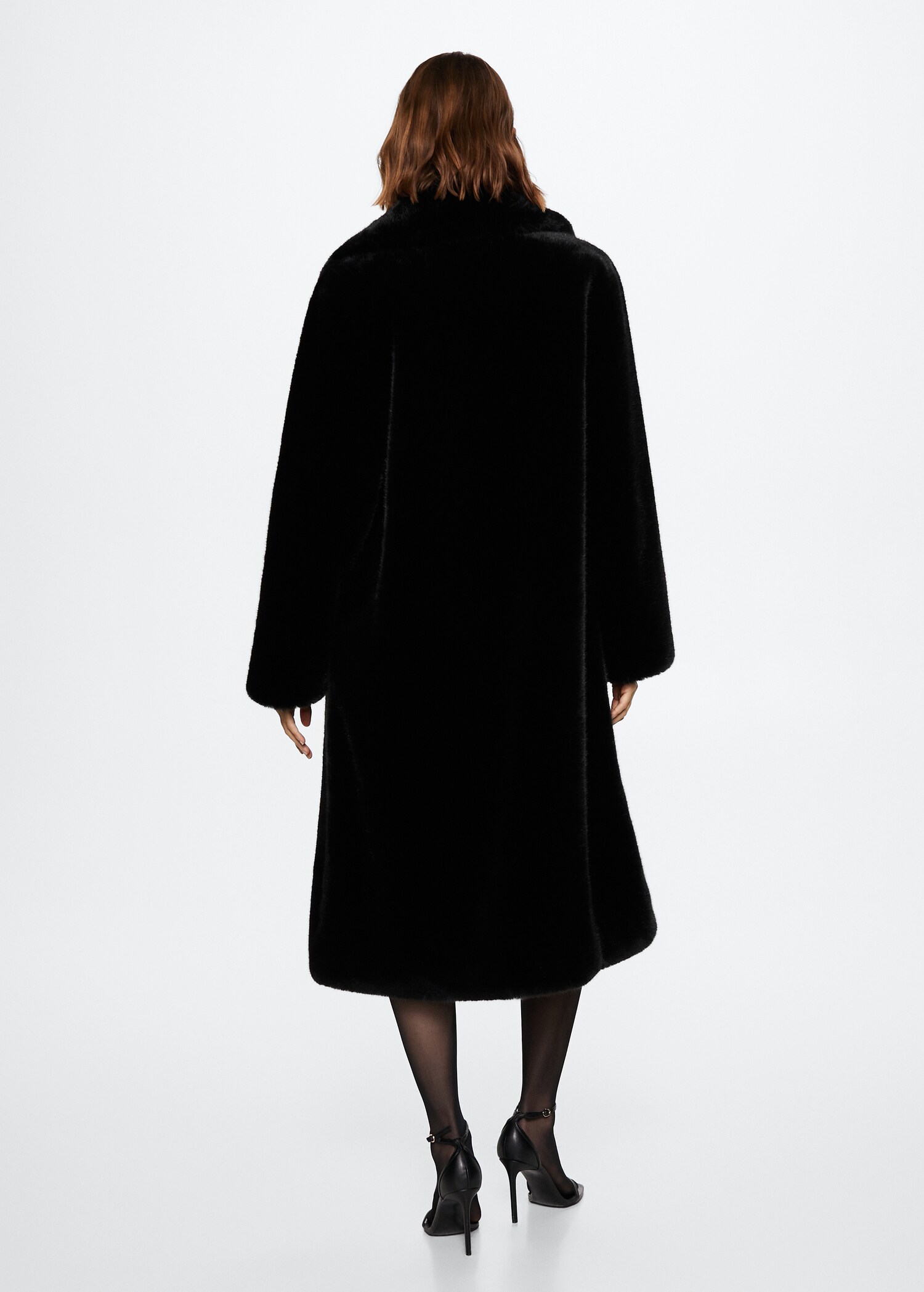 Manteau oversize en fausse fourrure - Verso de l’article