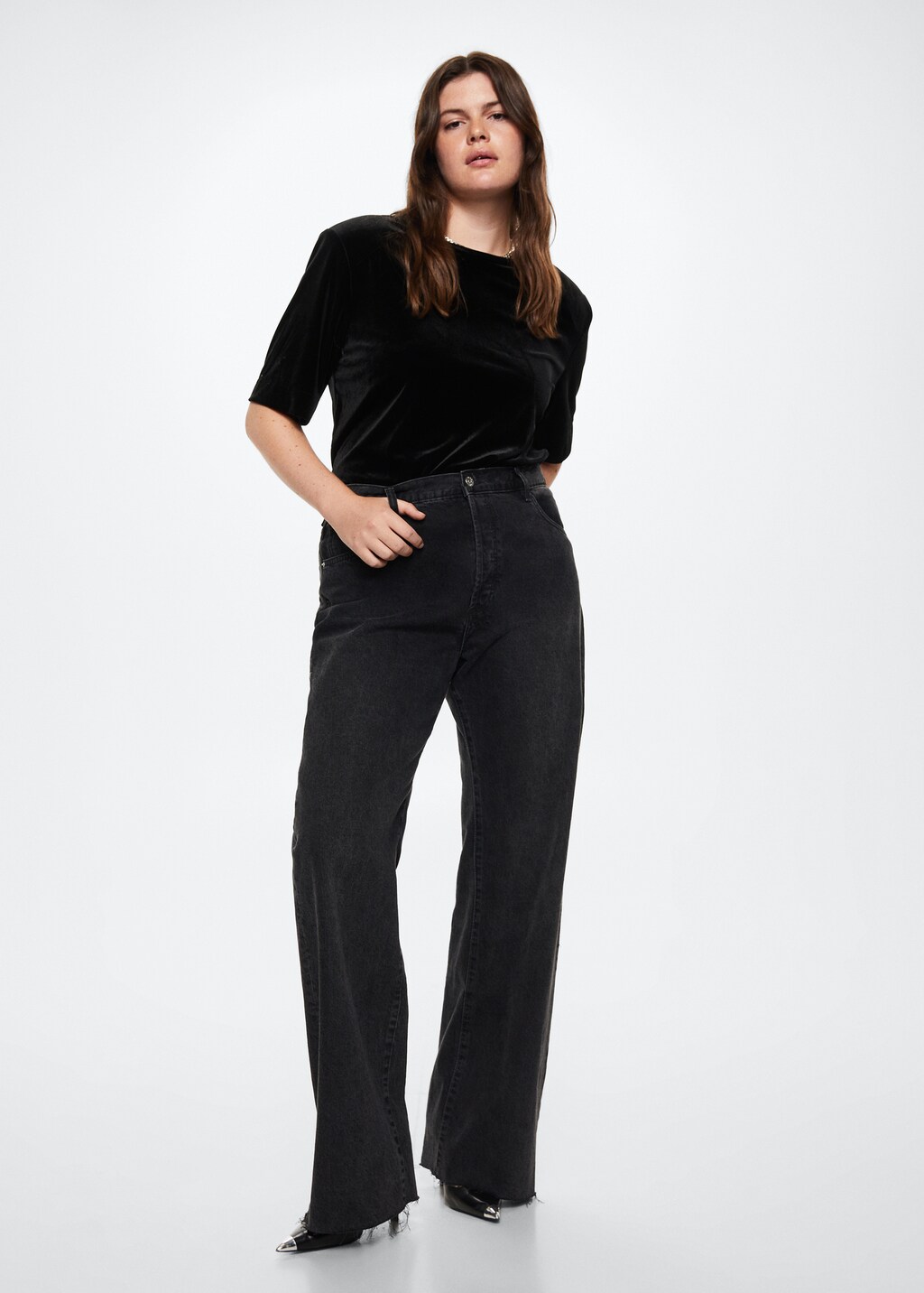 Shoulder pad t shirt mango sale