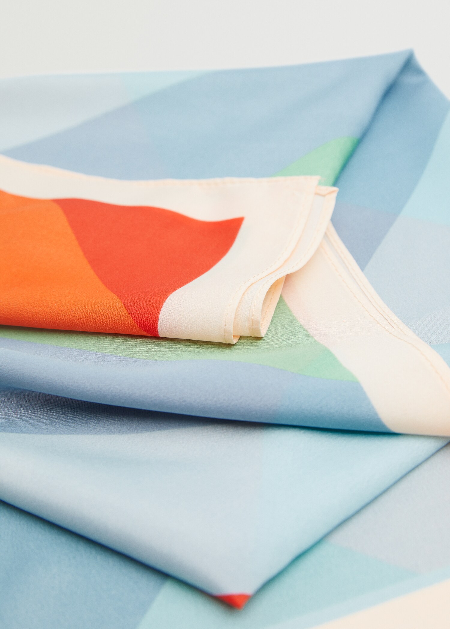 Pañuelo estampado - Detalle del artículo 2