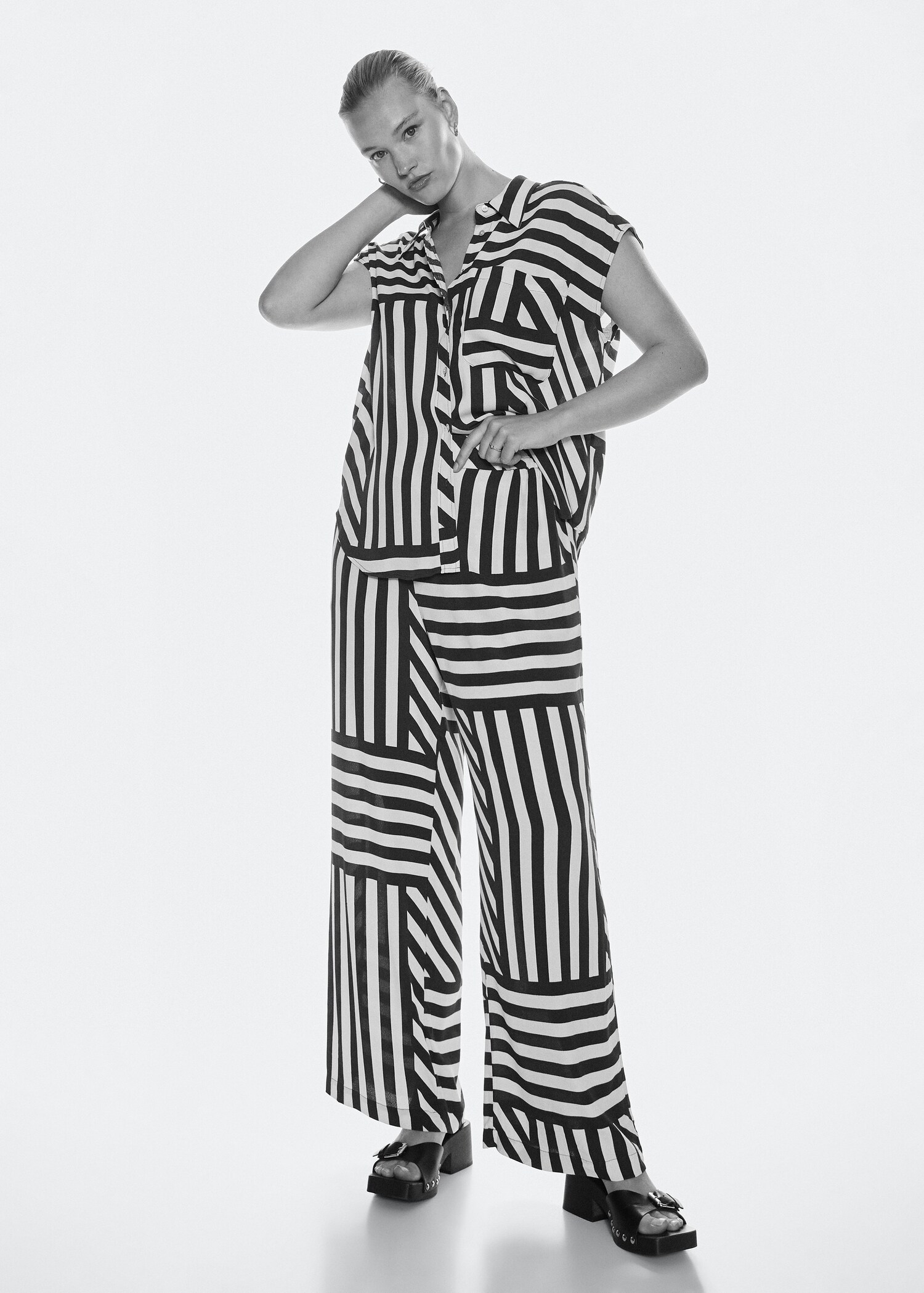 Pantalón fluido estampado - Detalle del artículo 3