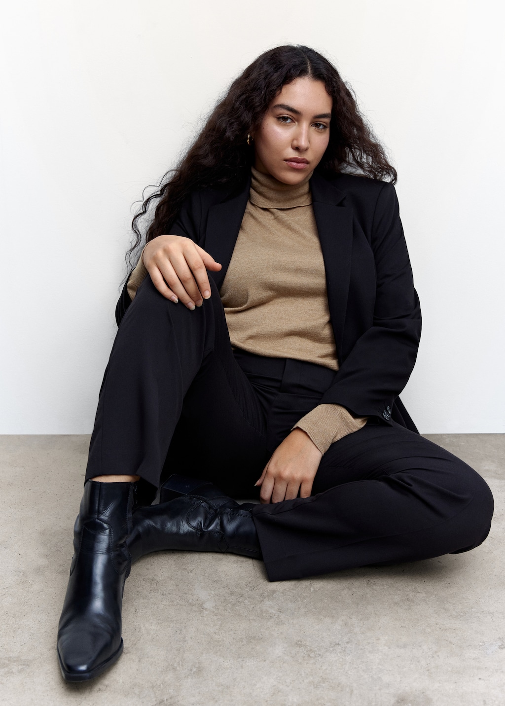 Pleated suit trousers Women MANGO China
