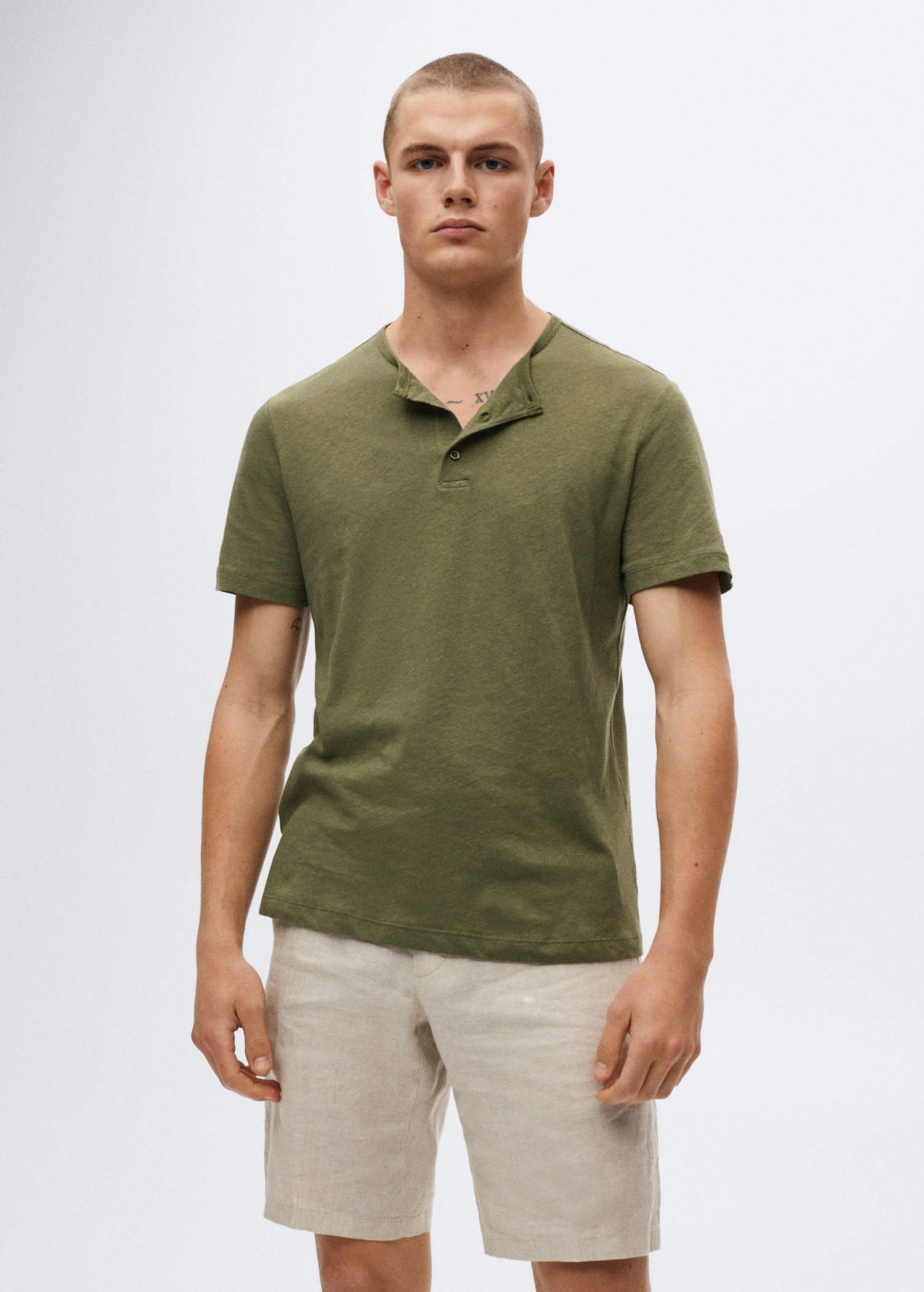 Henley-Shirt aus Leinen - Mittlere Ansicht