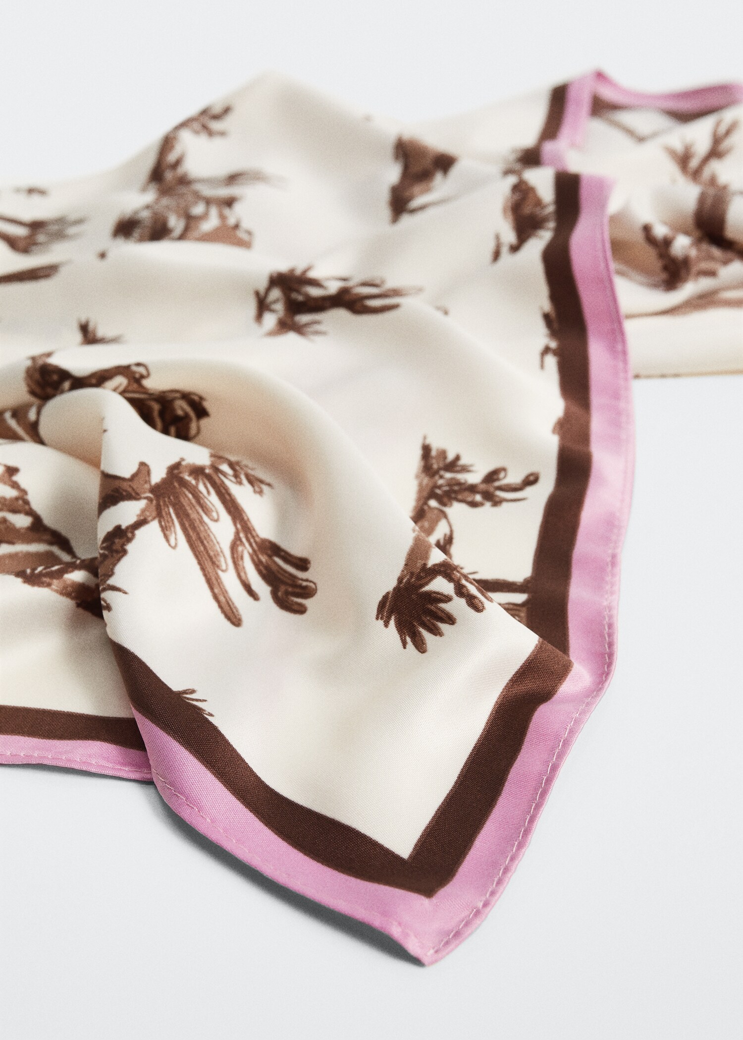 Printed scarf - Details of the article 2