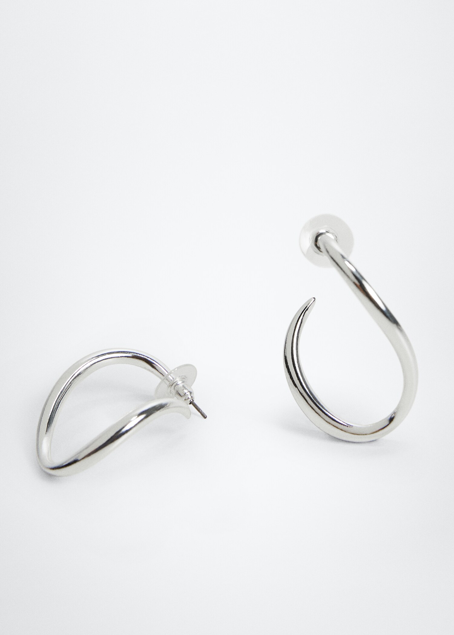 Twisted hoop earrings - Medium plane