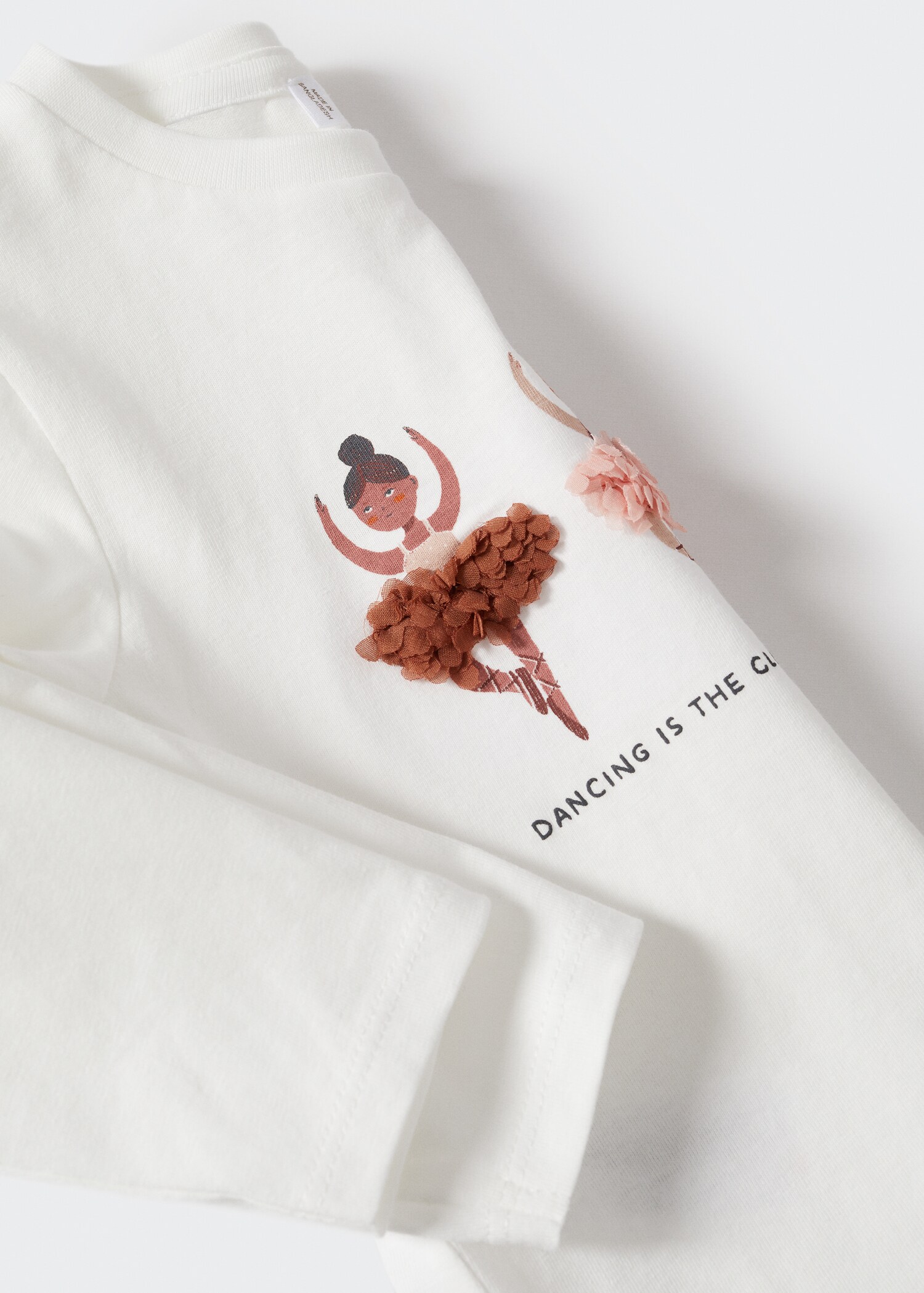 Embossed long-sleeved t-shirt - Details of the article 8