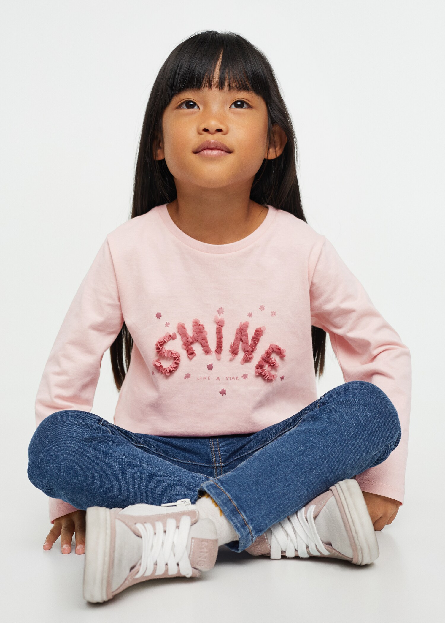Embossed long-sleeved t-shirt - Details of the article 2
