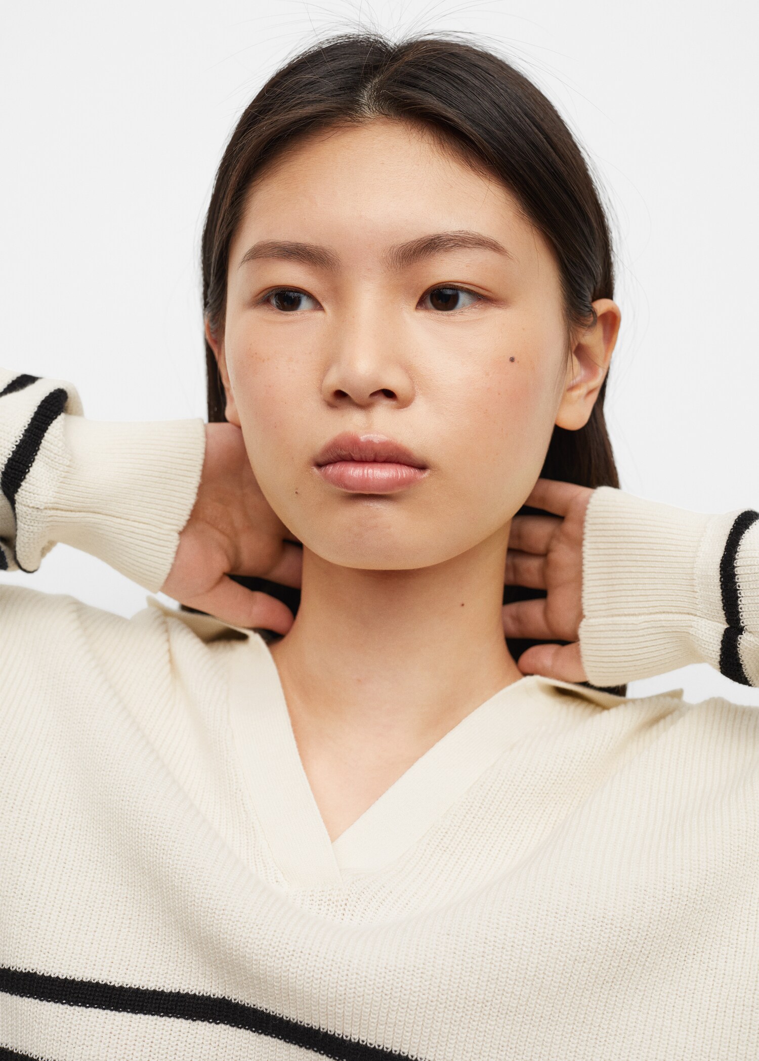 Striped knit sweater - Details of the article 1