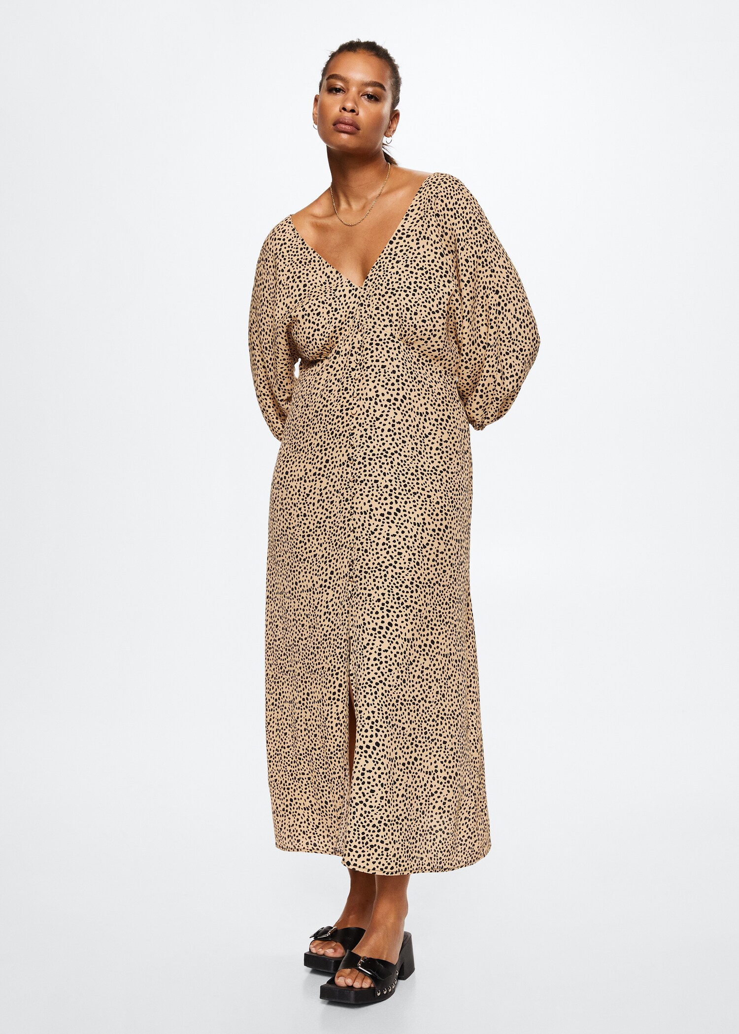 Buttoned midi dress - Details of the article 4