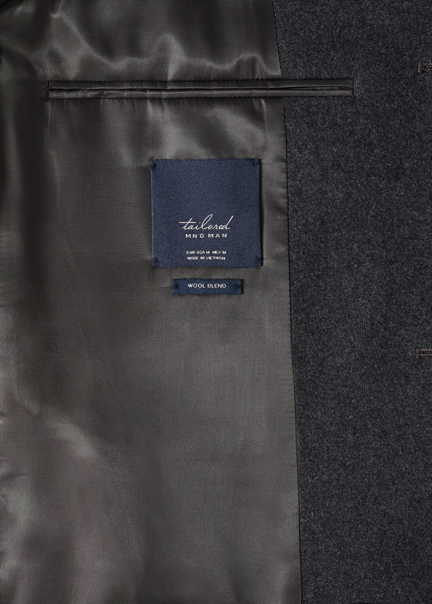Wool funnel neck coat - Details of the article 8