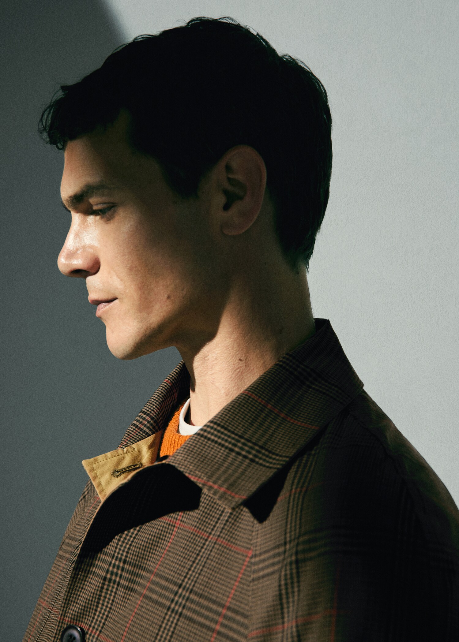 Reversible water-repellent trench coat - Details of the article 6