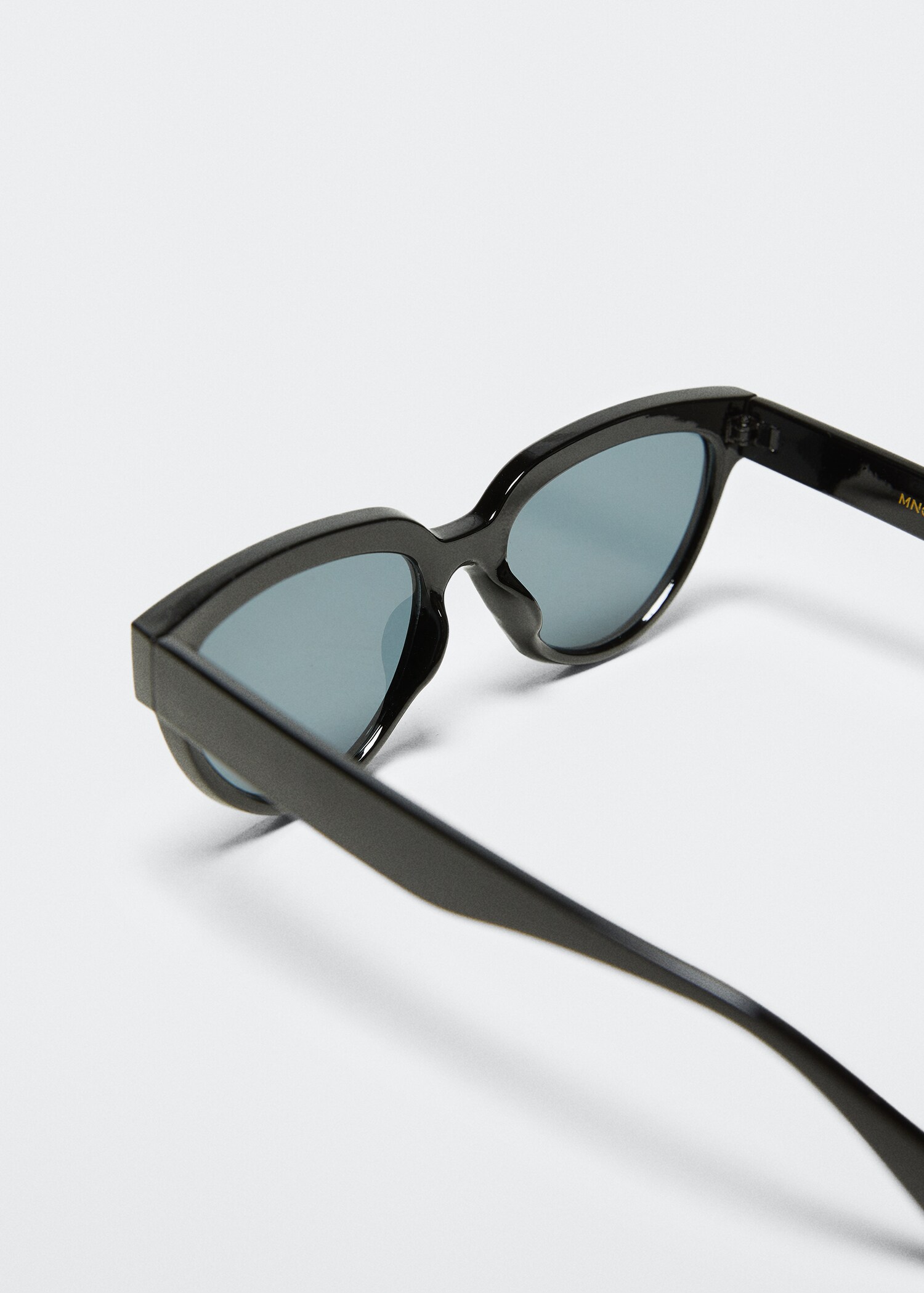 Acetate frame sunglasses - Details of the article 2