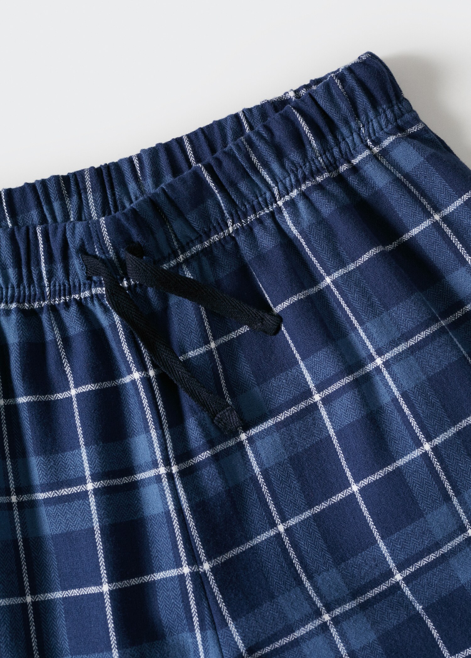 Two-pieces check long pyjamas - Details of the article 9