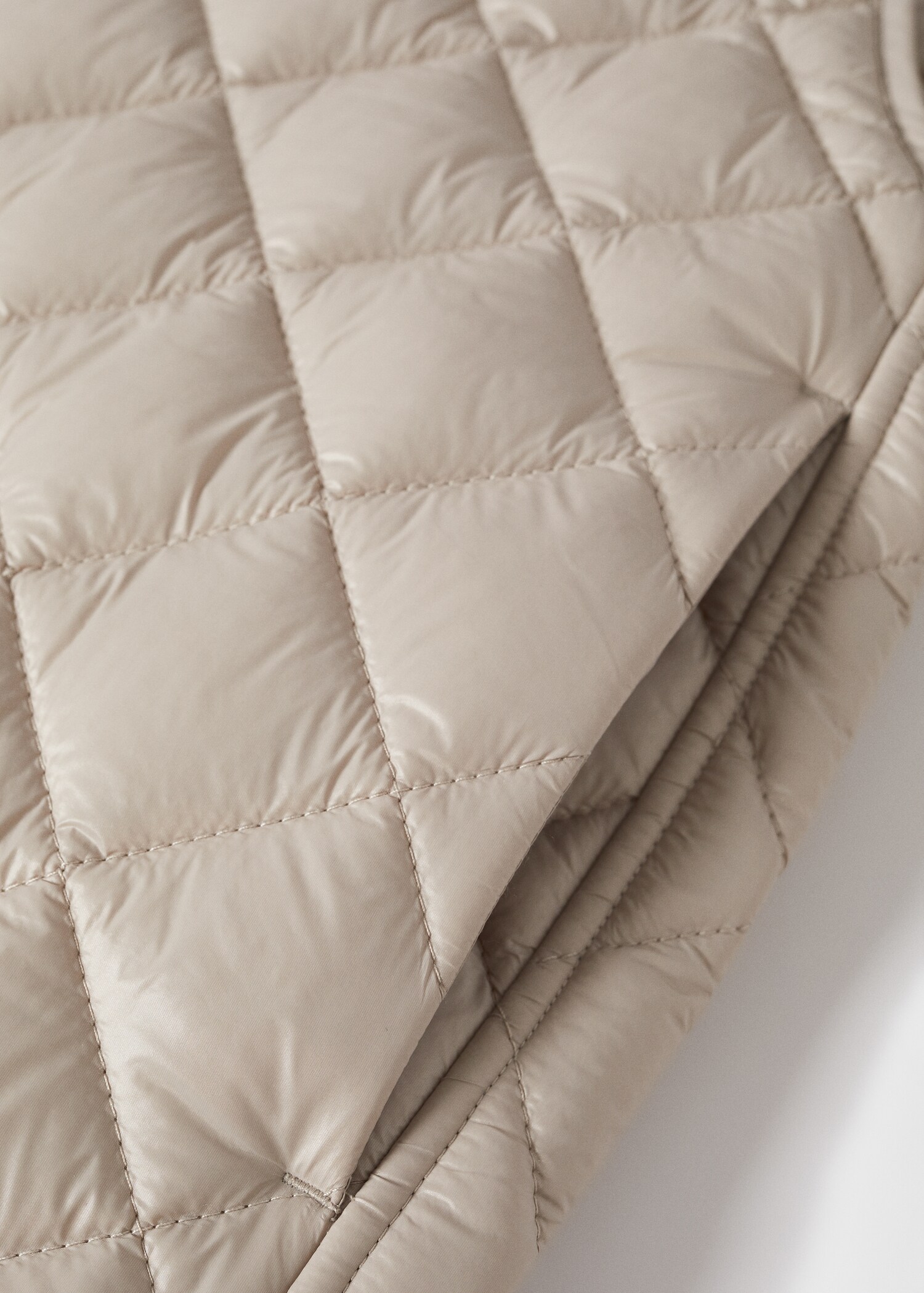 Ultra-light quilted vest - Details of the article 8