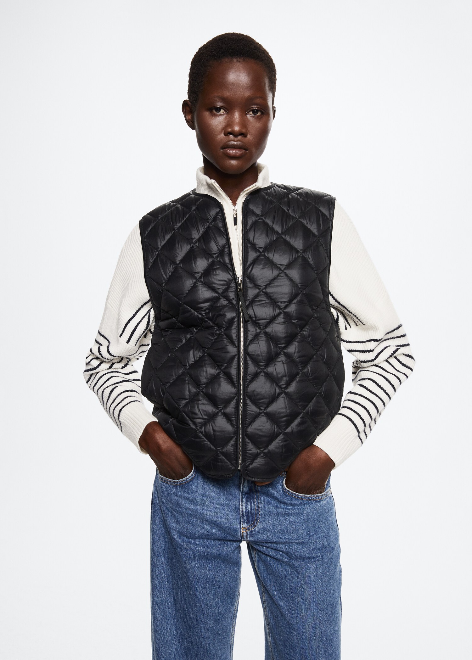 Ultra-light quilted vest - Medium plane