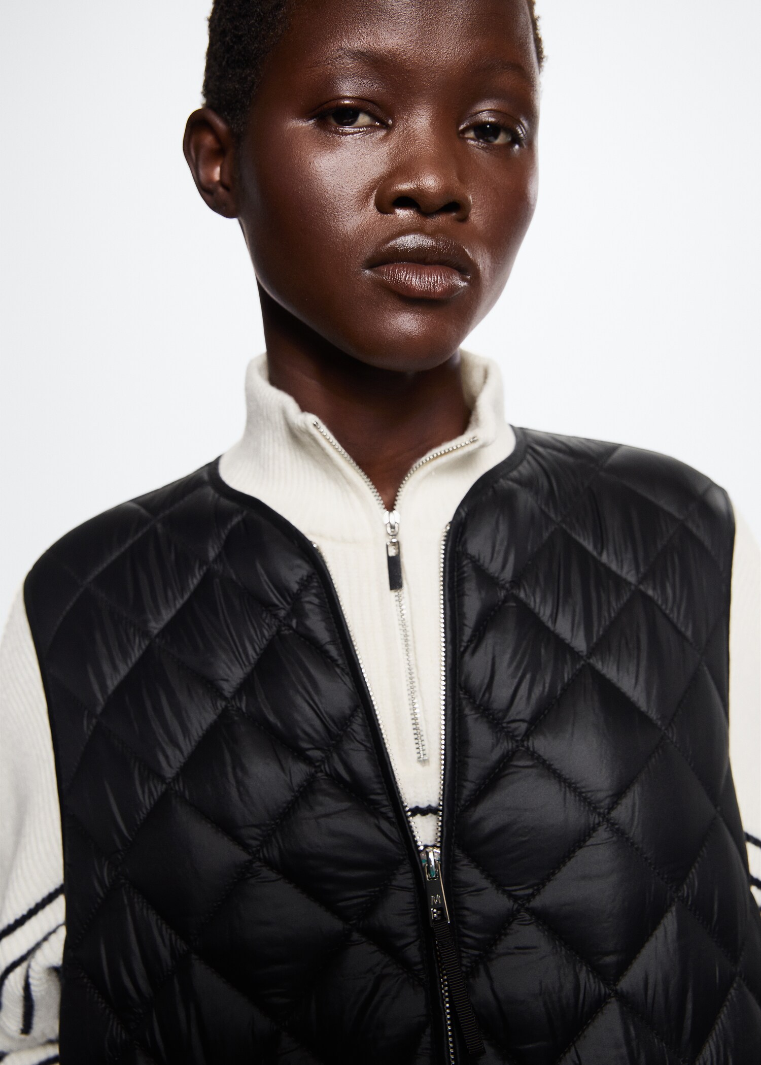 Ultra-light quilted vest - Details of the article 1